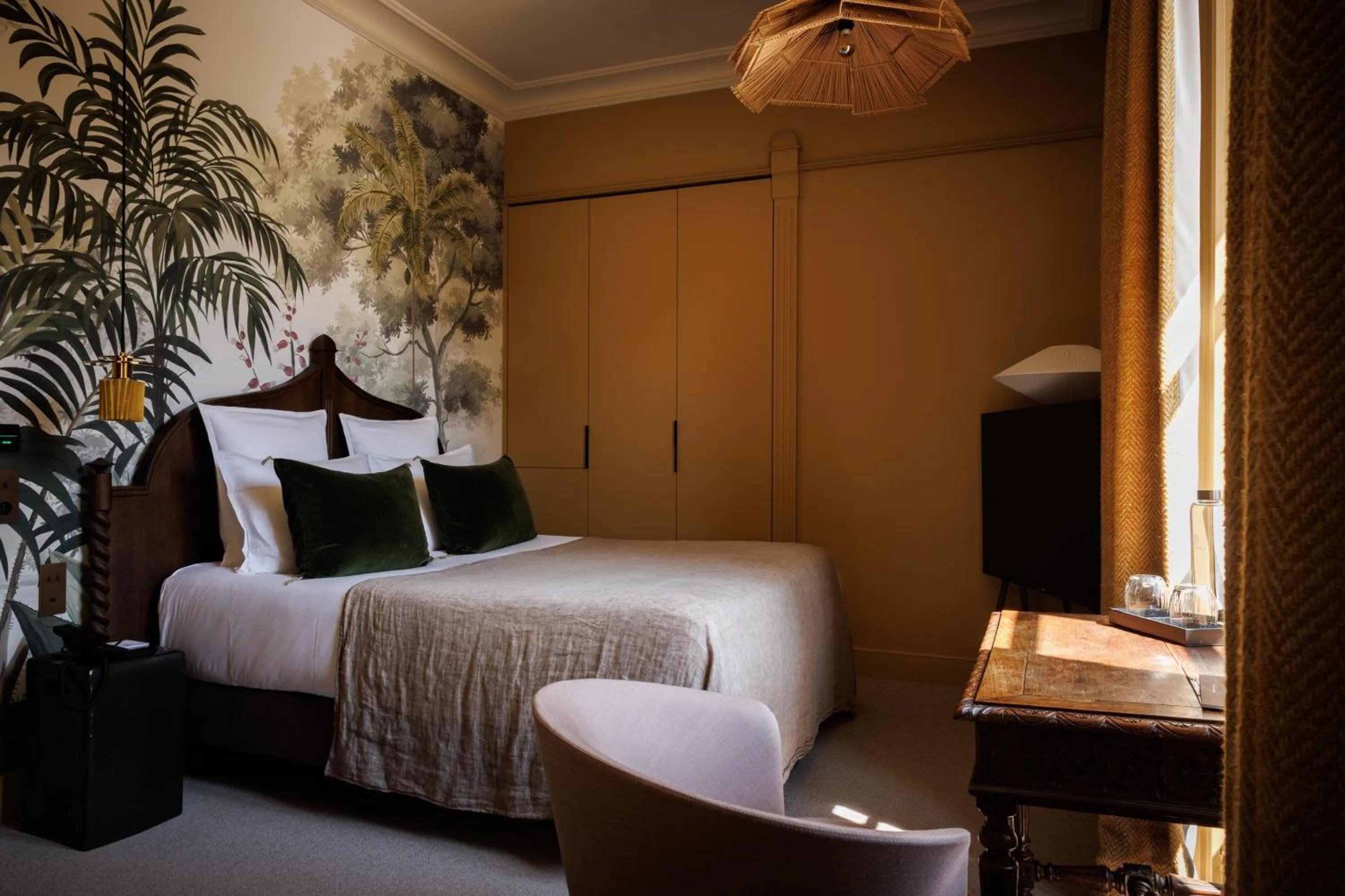 Photo of the whole room, Bed in Domaine de Locguénolé & Spa - Relais & Chateaux