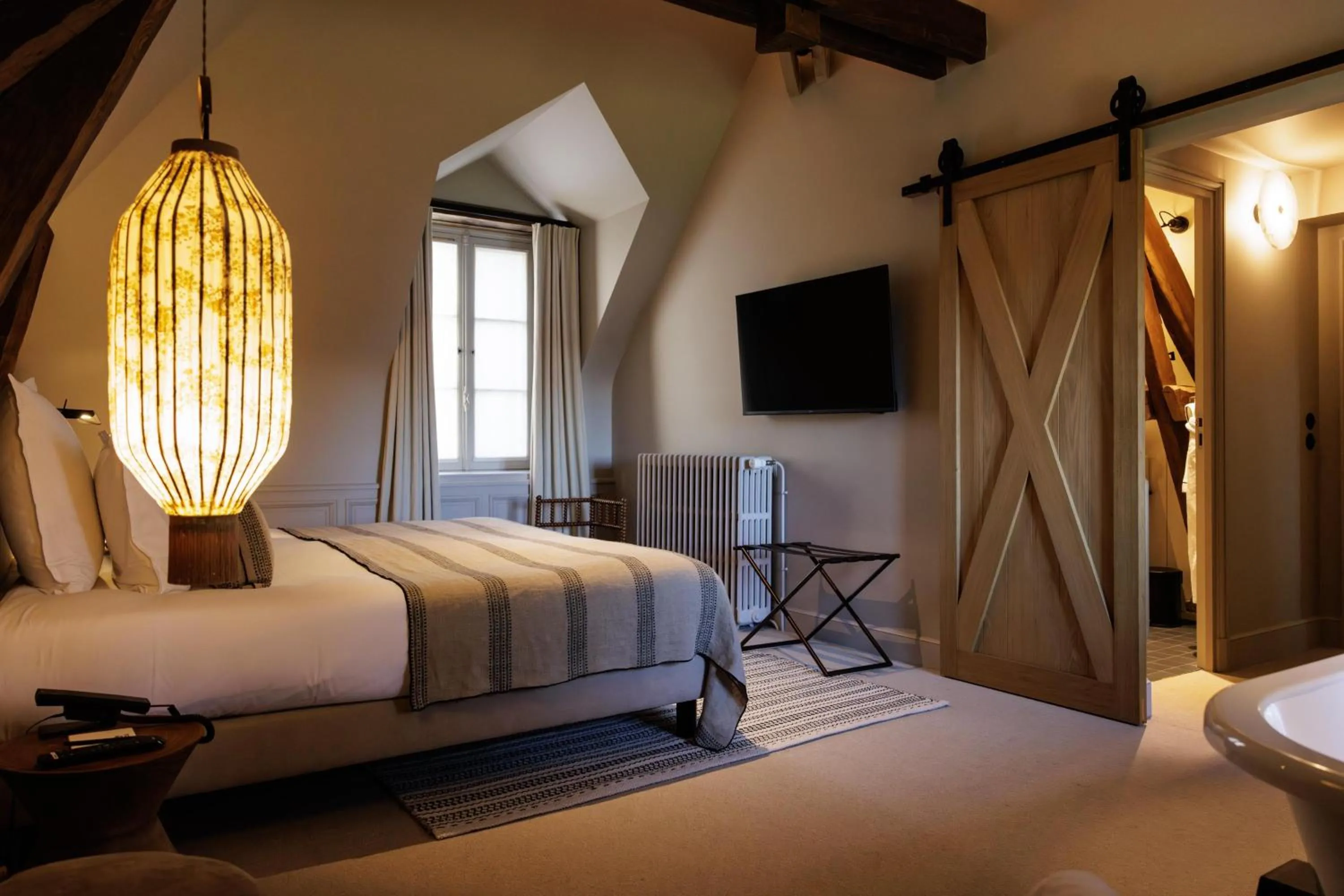 Photo of the whole room, Bed in Domaine de Locguénolé & Spa - Relais & Chateaux