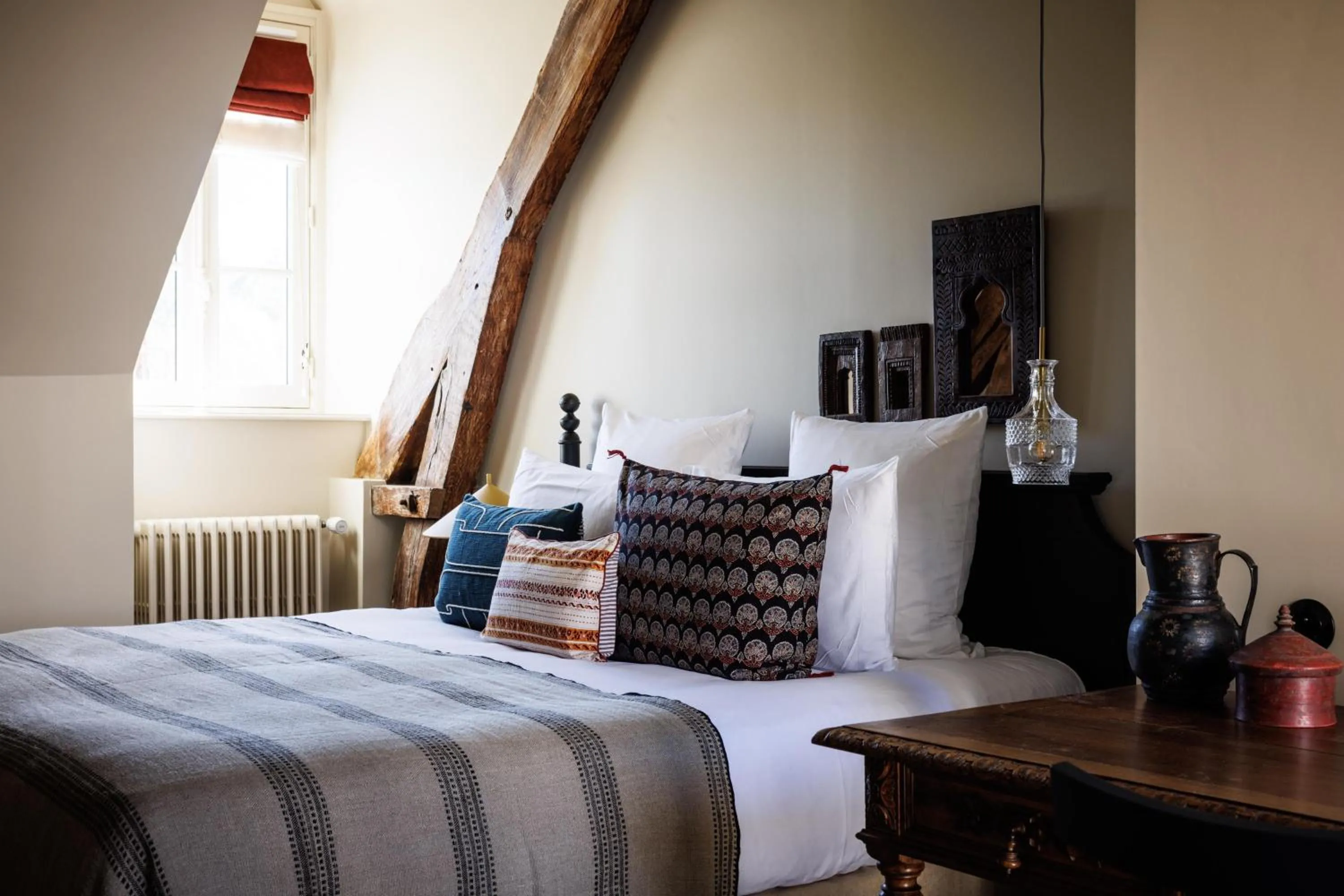 Photo of the whole room, Bed in Domaine de Locguénolé & Spa - Relais & Chateaux