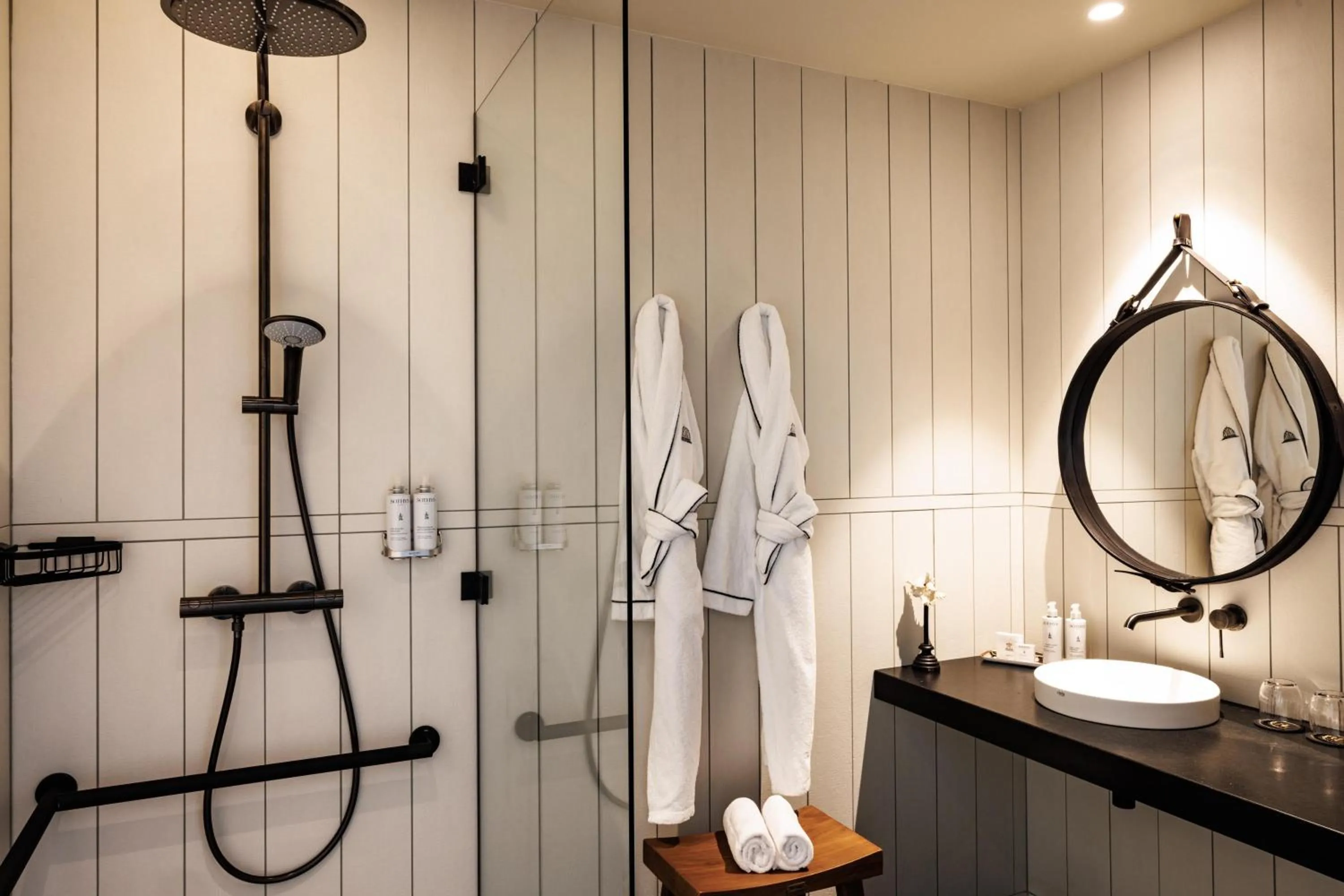 Bathroom in Domaine de Locguénolé & Spa - Relais & Chateaux