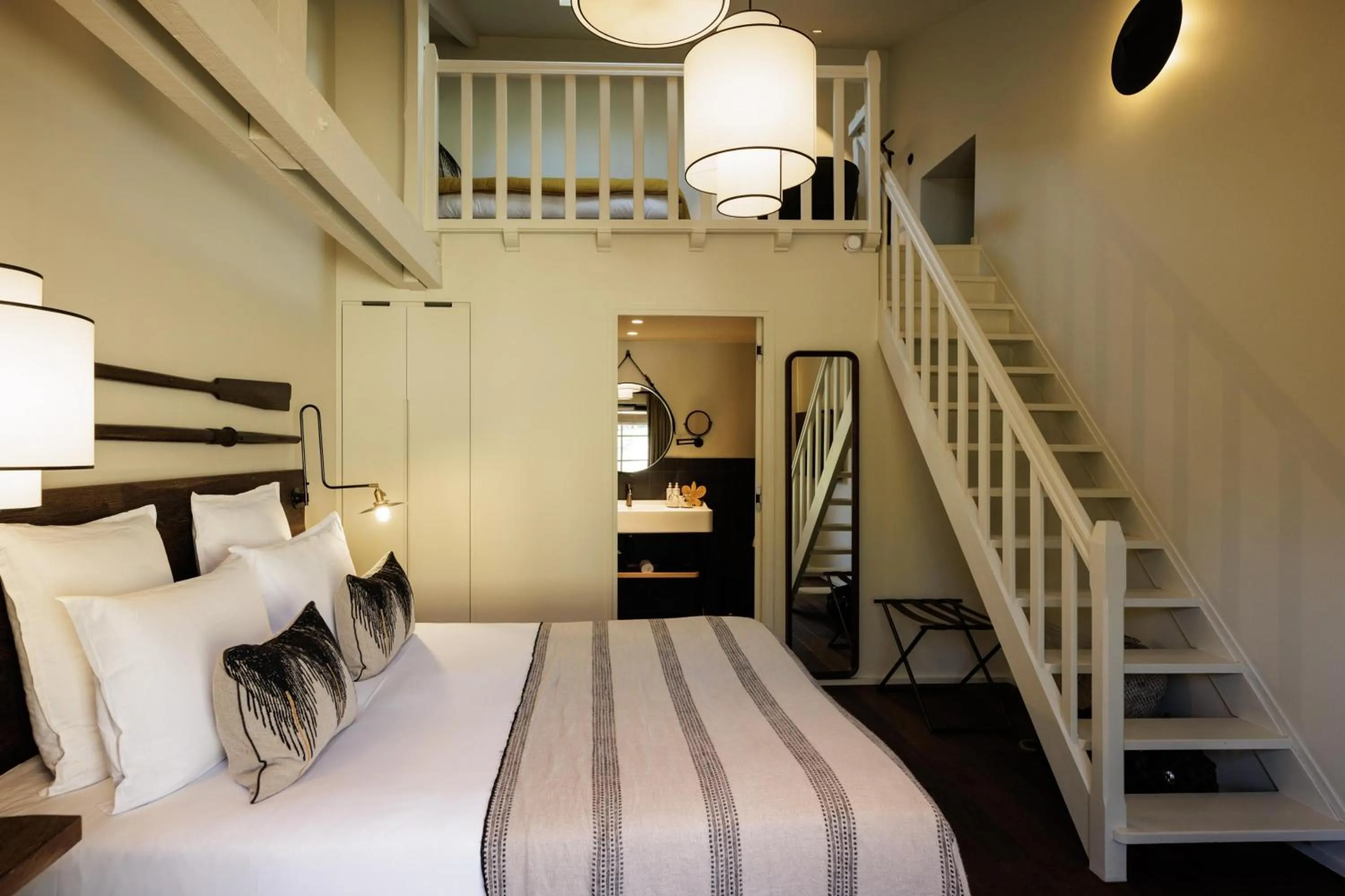 Photo of the whole room, Bed in Domaine de Locguénolé & Spa - Relais & Chateaux