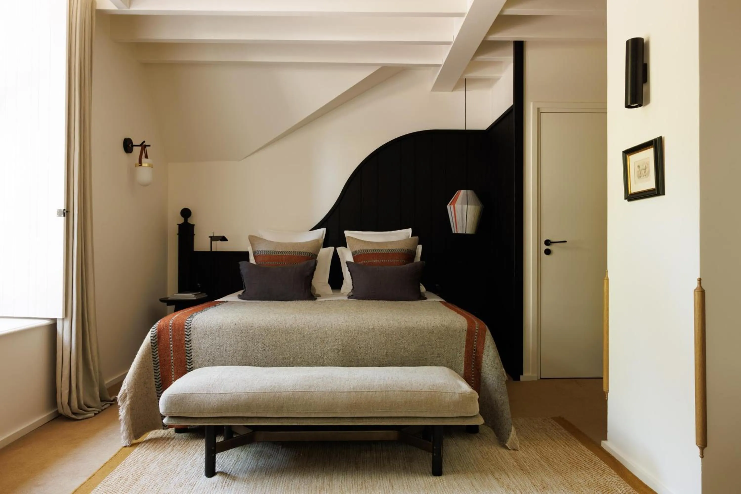 Photo of the whole room, Bed in Domaine de Locguénolé & Spa - Relais & Chateaux