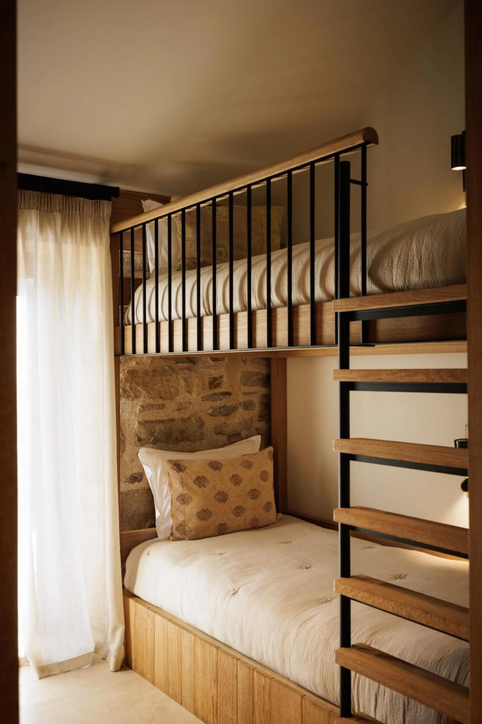 Photo of the whole room, Bed in Domaine de Locguénolé & Spa - Relais & Chateaux
