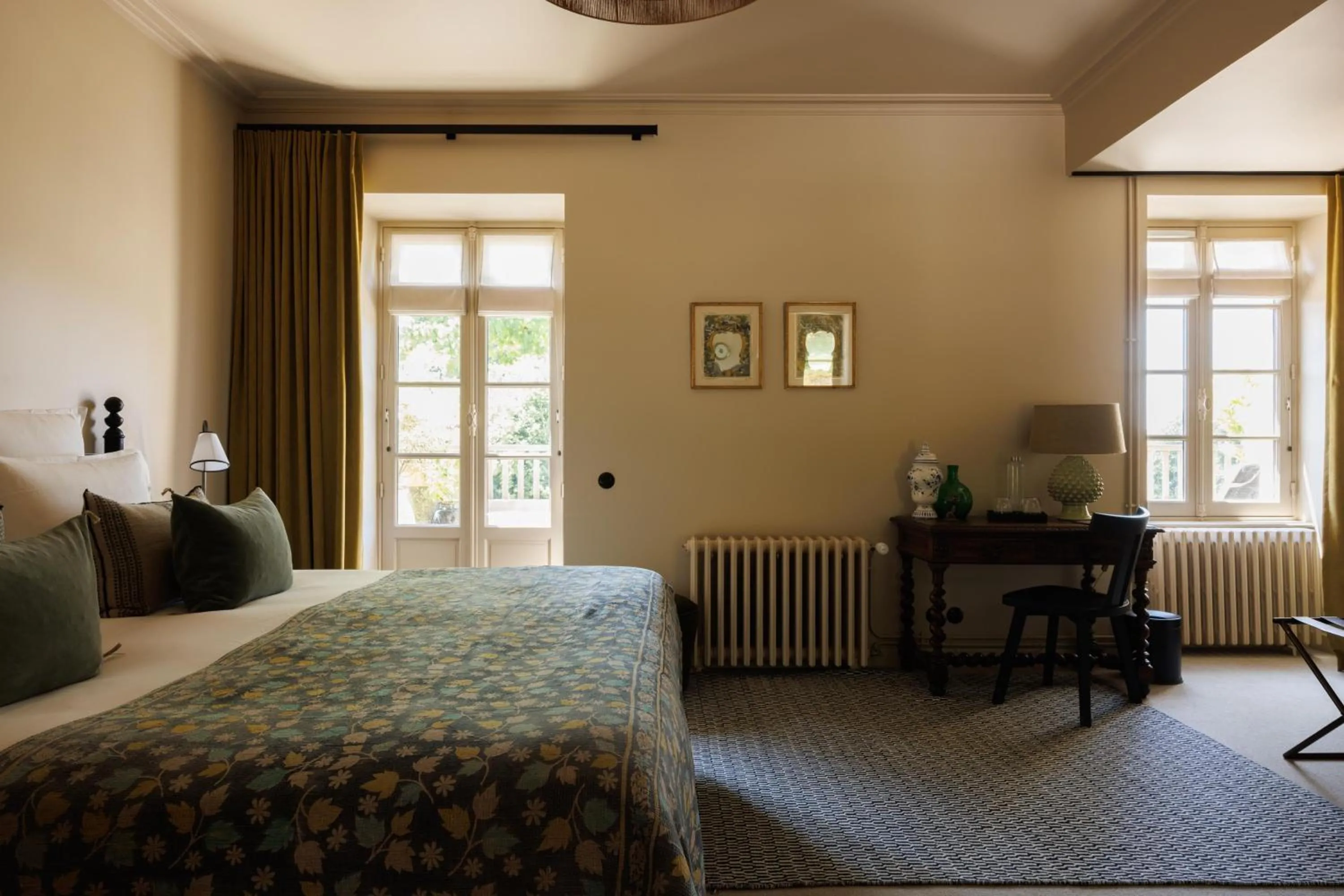 Photo of the whole room, Bed in Domaine de Locguénolé & Spa - Relais & Chateaux