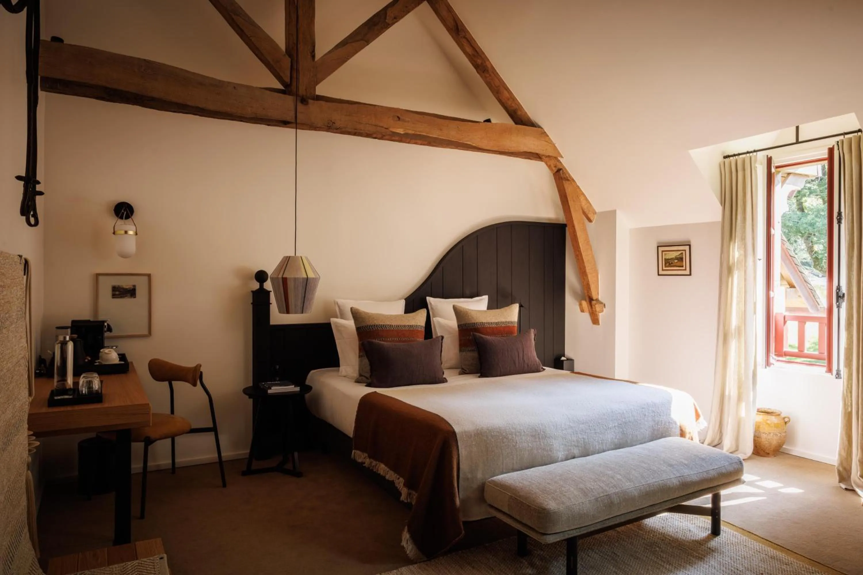 Photo of the whole room, Bed in Domaine de Locguénolé & Spa - Relais & Chateaux