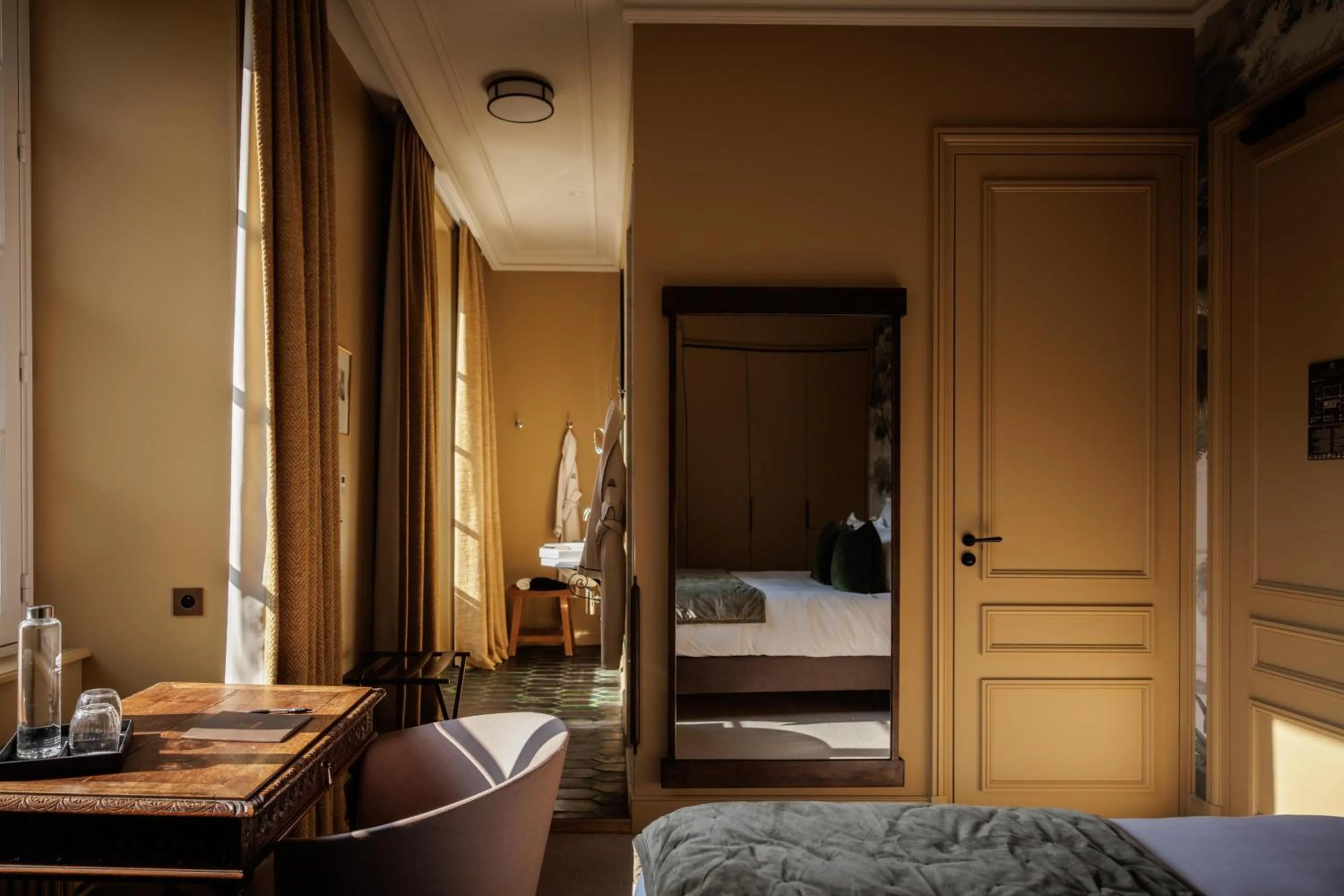 Photo of the whole room, Bed in Domaine de Locguénolé & Spa - Relais & Chateaux