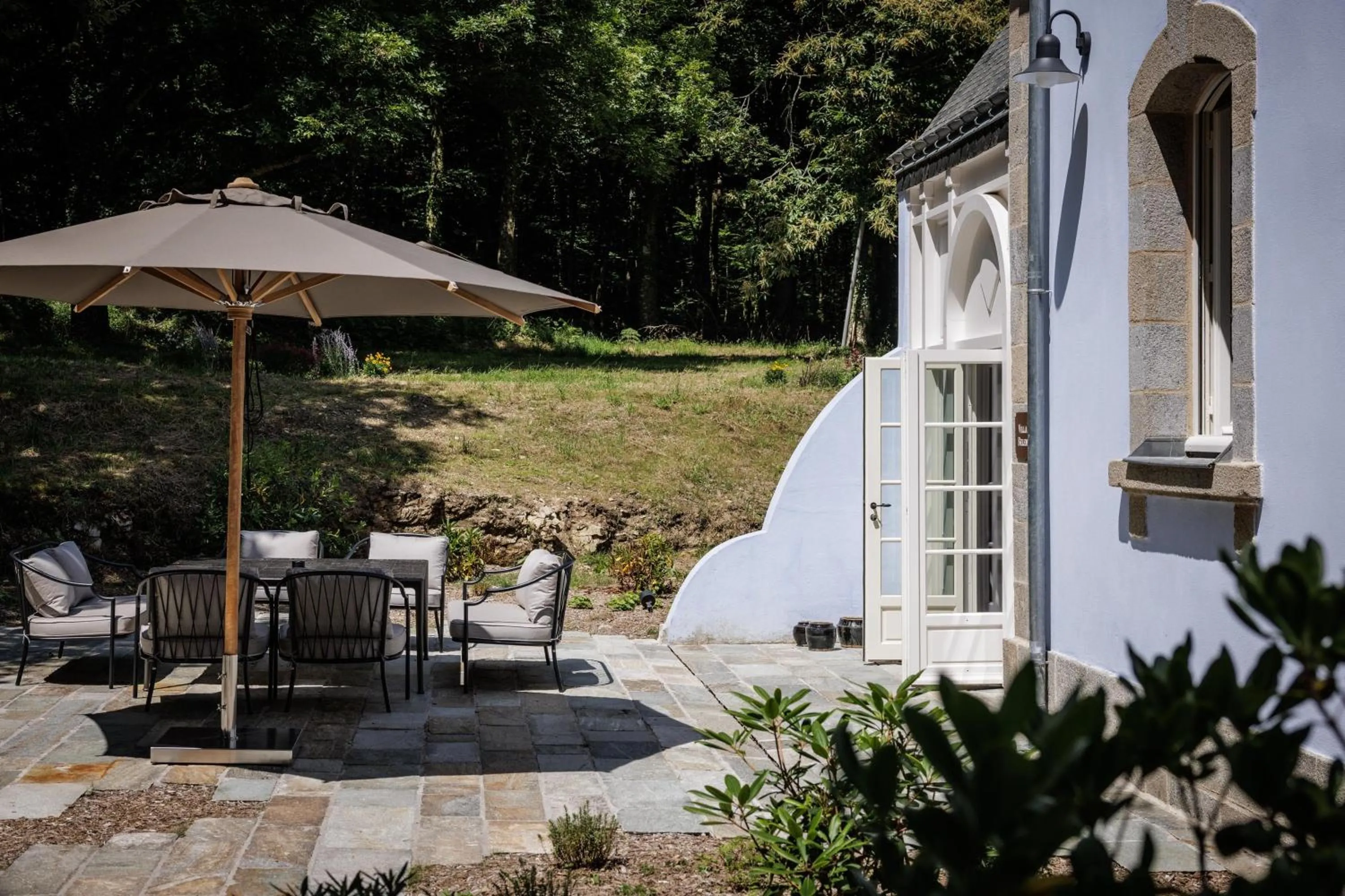 Photo of the whole room in Domaine de Locguénolé & Spa - Relais & Chateaux