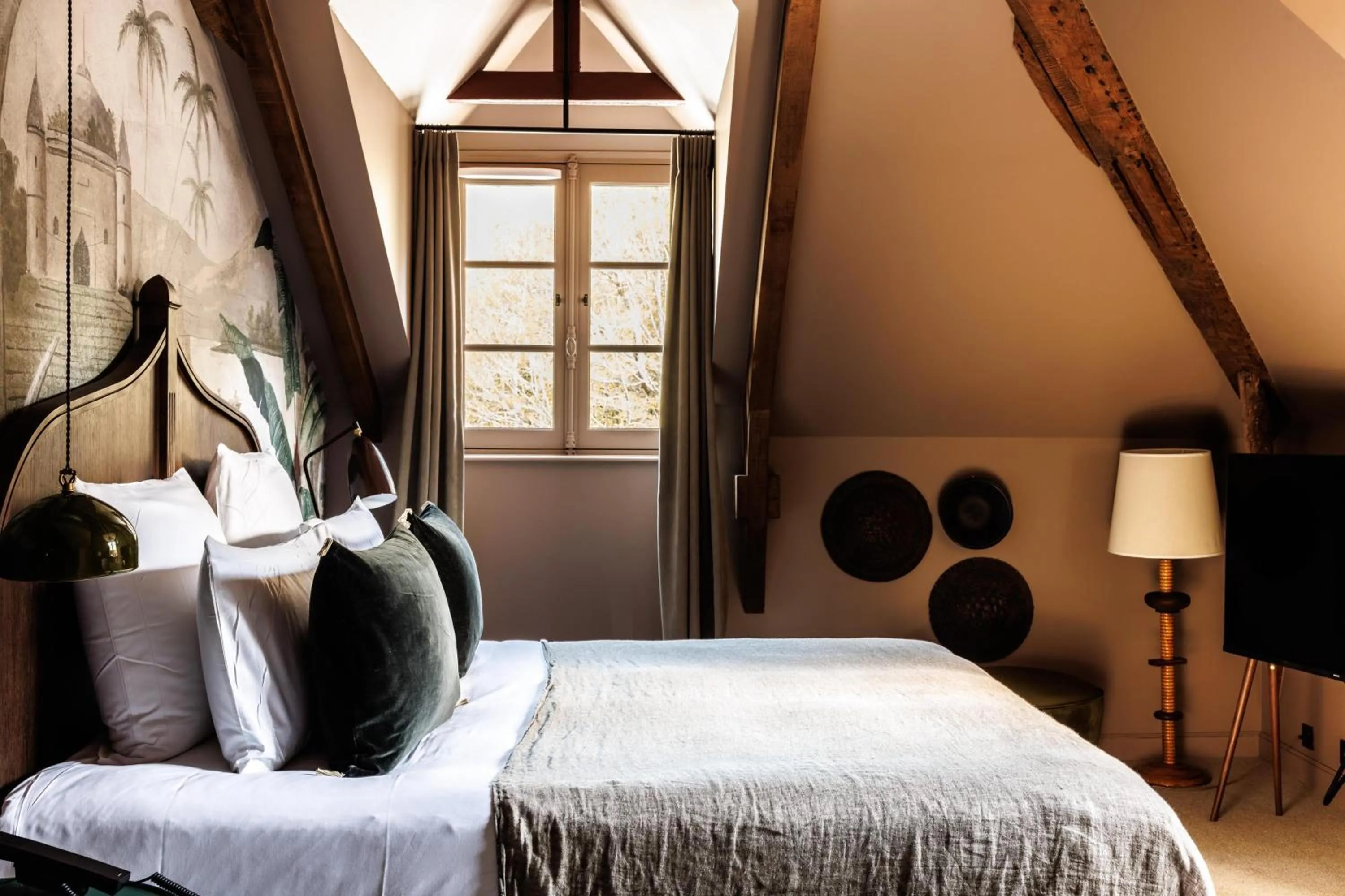 Photo of the whole room, Bed in Domaine de Locguénolé & Spa - Relais & Chateaux