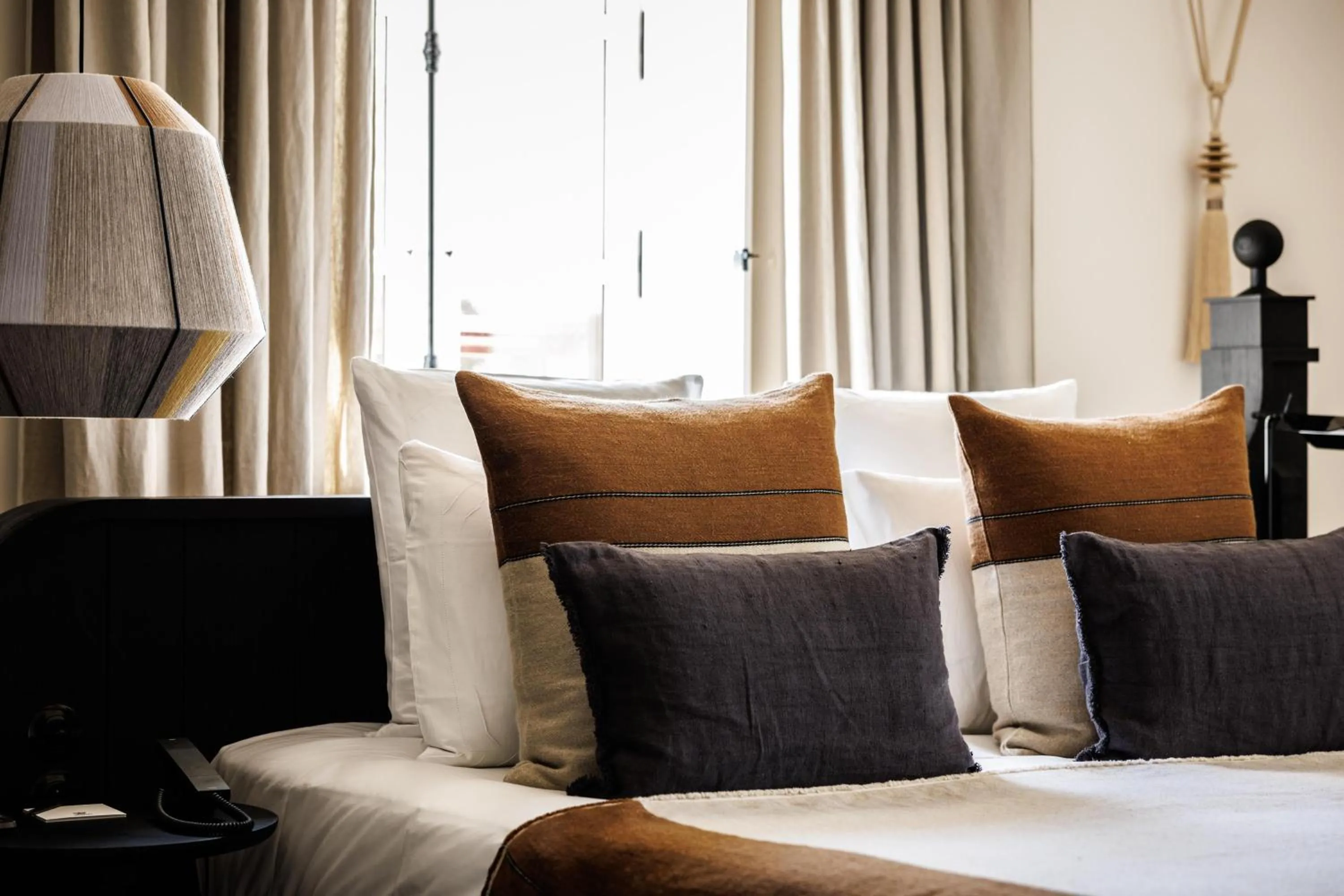 Photo of the whole room, Bed in Domaine de Locguénolé & Spa - Relais & Chateaux