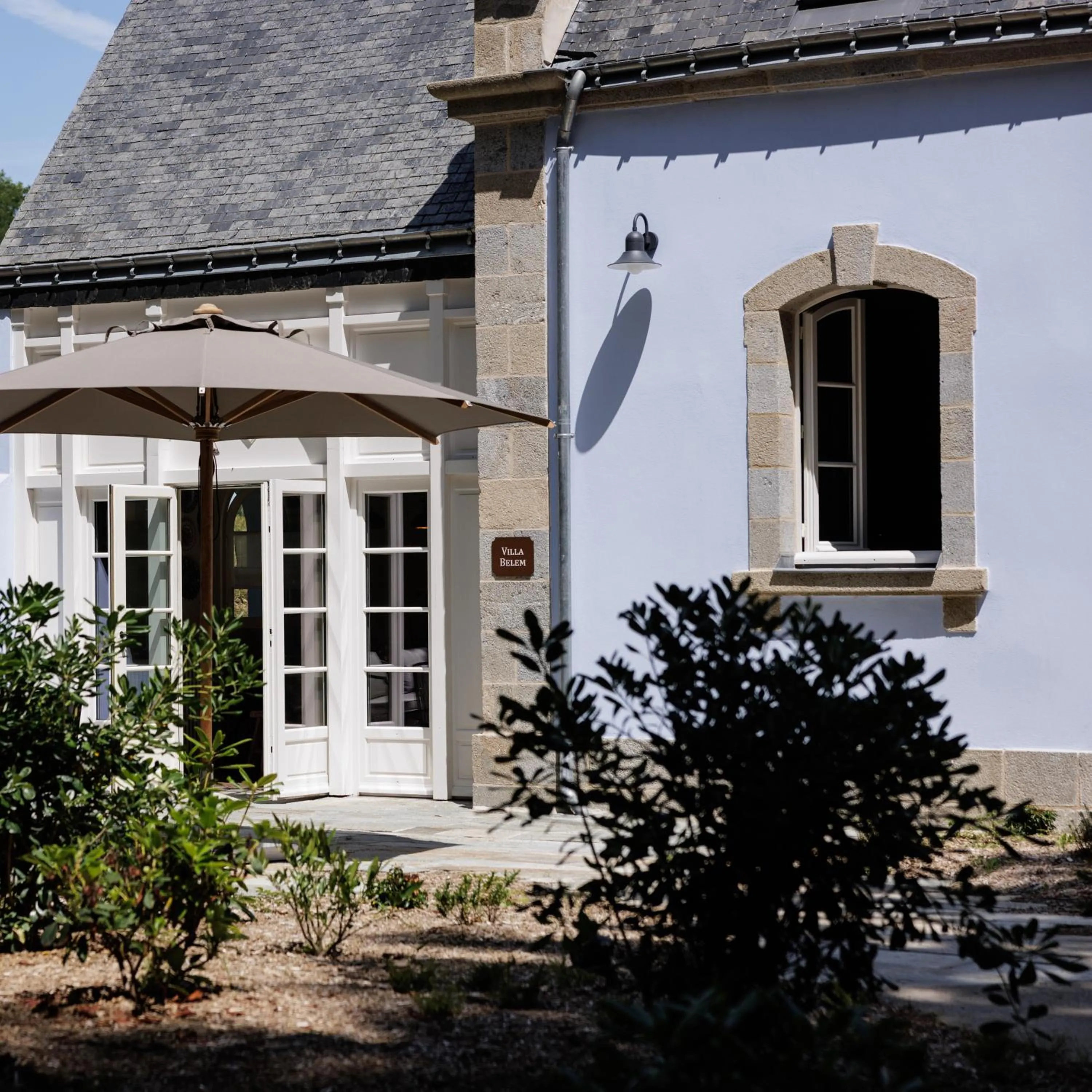 Facade/entrance in Domaine de Locguénolé & Spa - Relais & Chateaux
