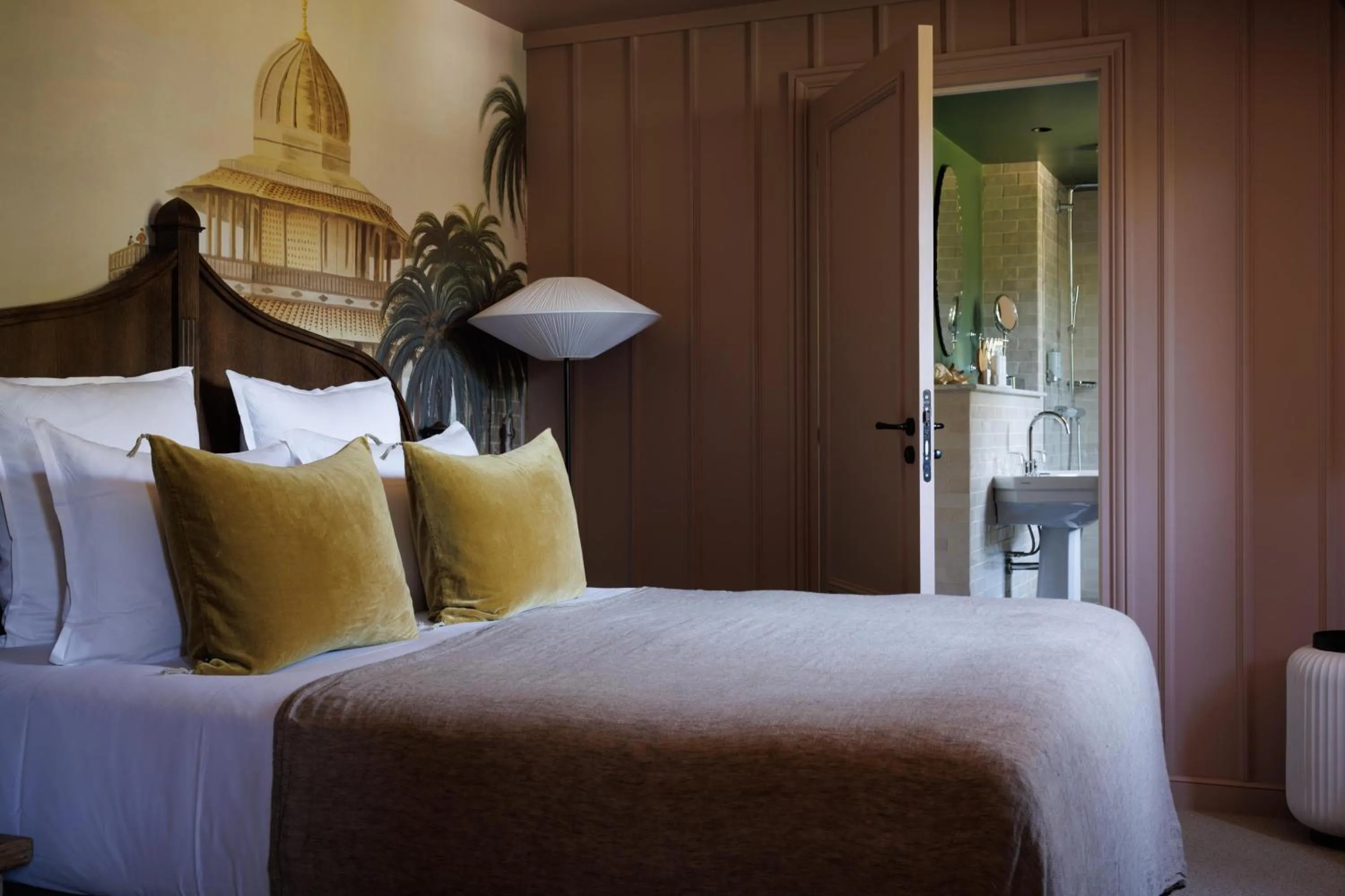 Photo of the whole room, Bed in Domaine de Locguénolé & Spa - Relais & Chateaux