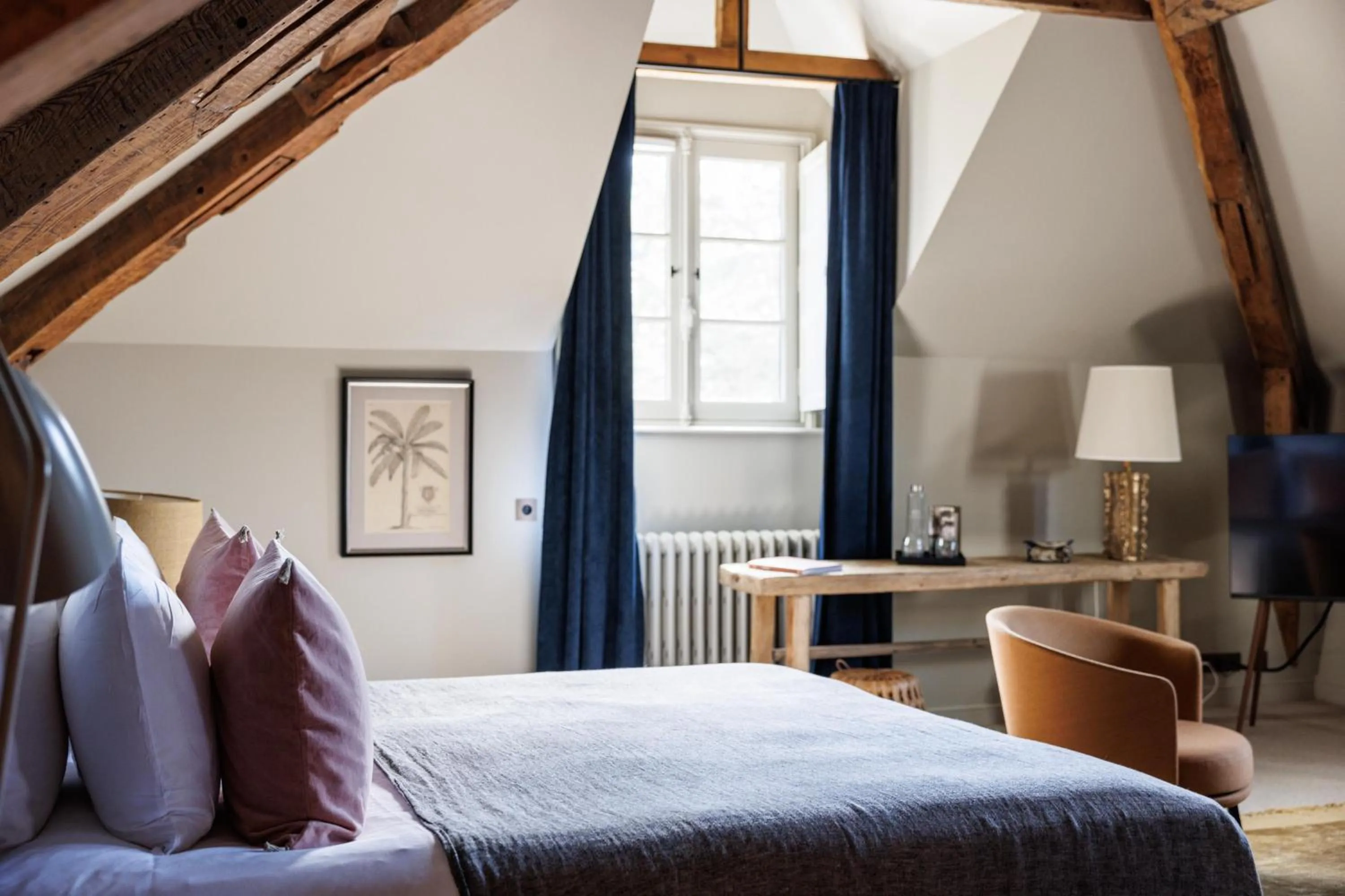 Photo of the whole room, Bed in Domaine de Locguénolé & Spa - Relais & Chateaux