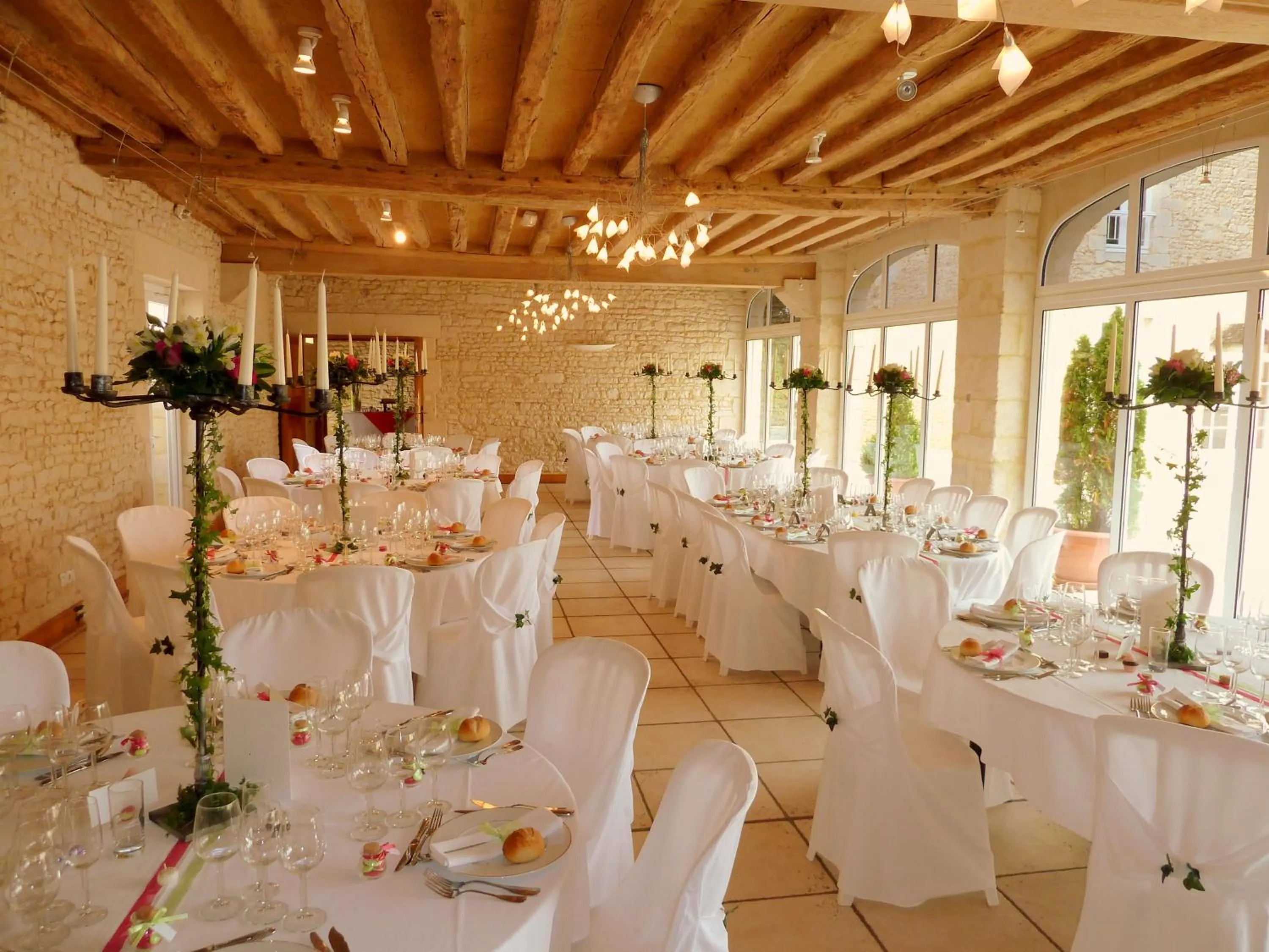 Banquet/Function facilities in Domaine De La Tour