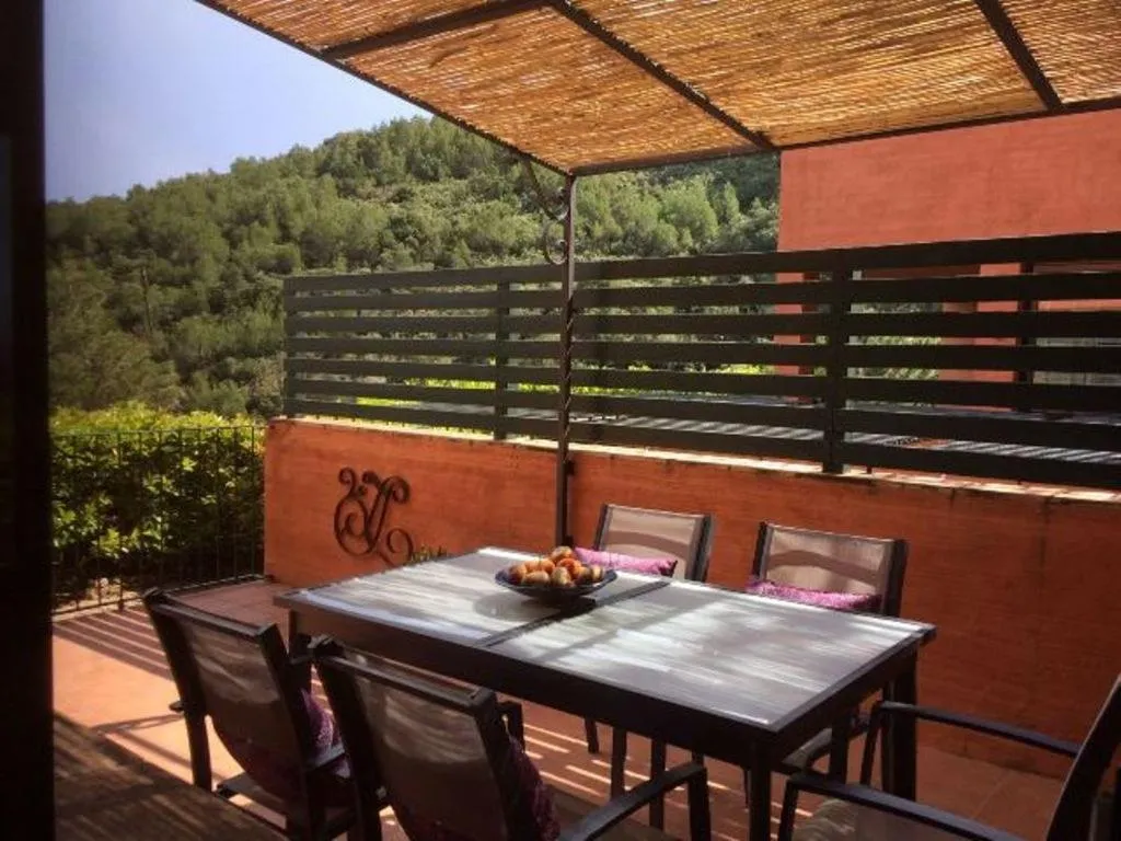 3 bedroom semi-detached house in Sa Riera Begur. Sea views terrace and shared pool Ref:H12