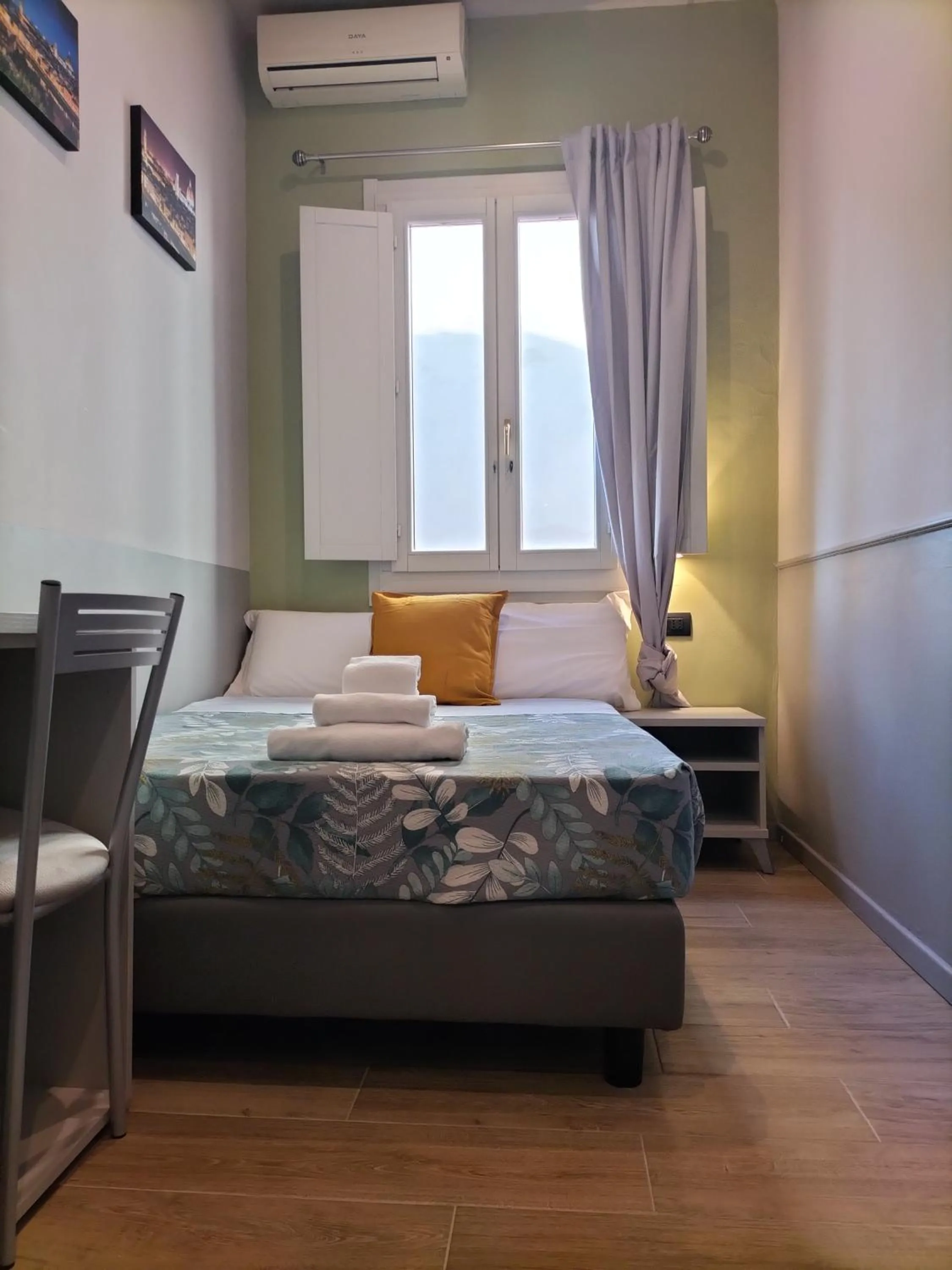 Bed in Hotel Camilla Guelfa