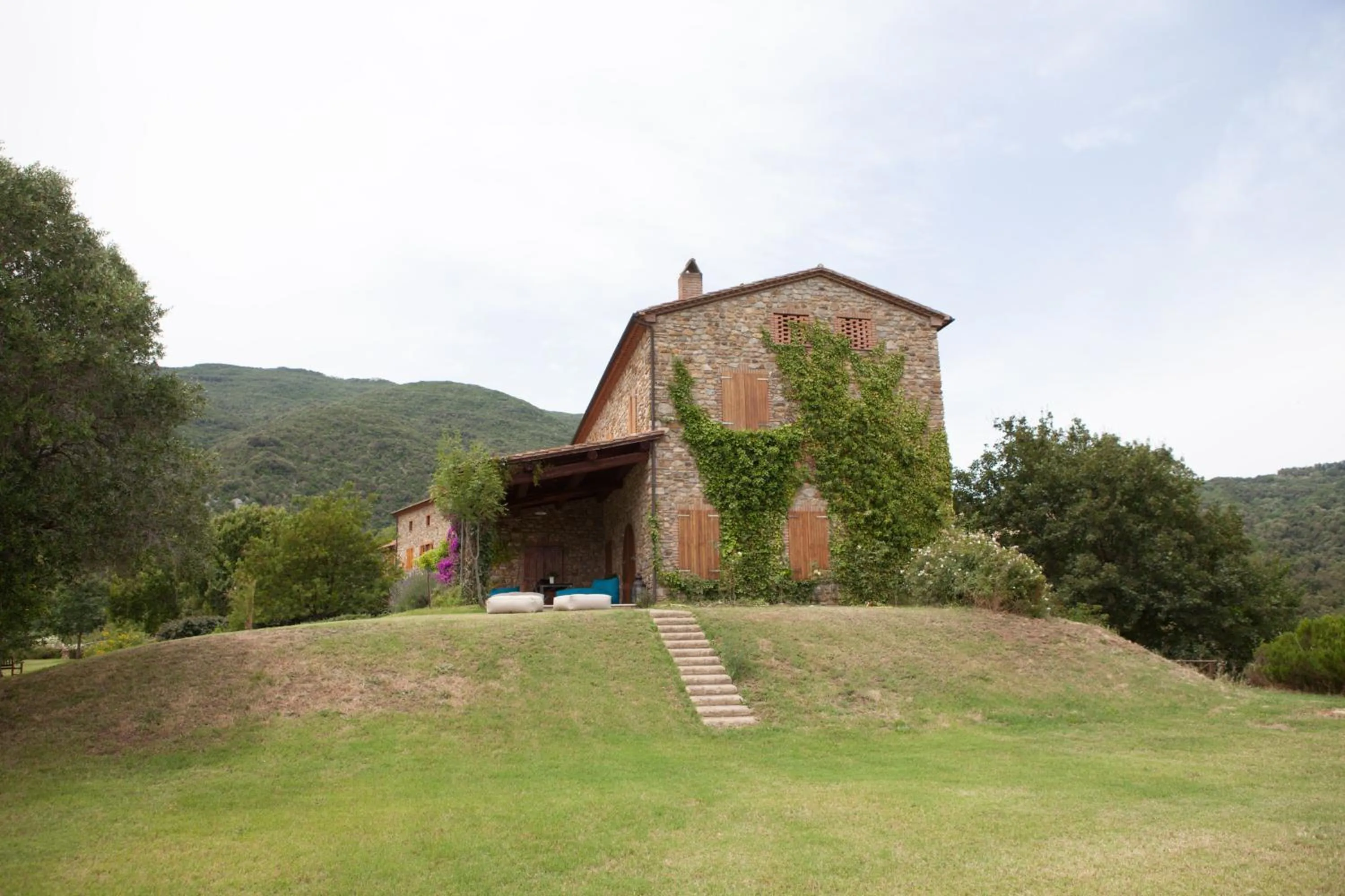 Facade/entrance in Agriturismo Boschi di Montecalvi