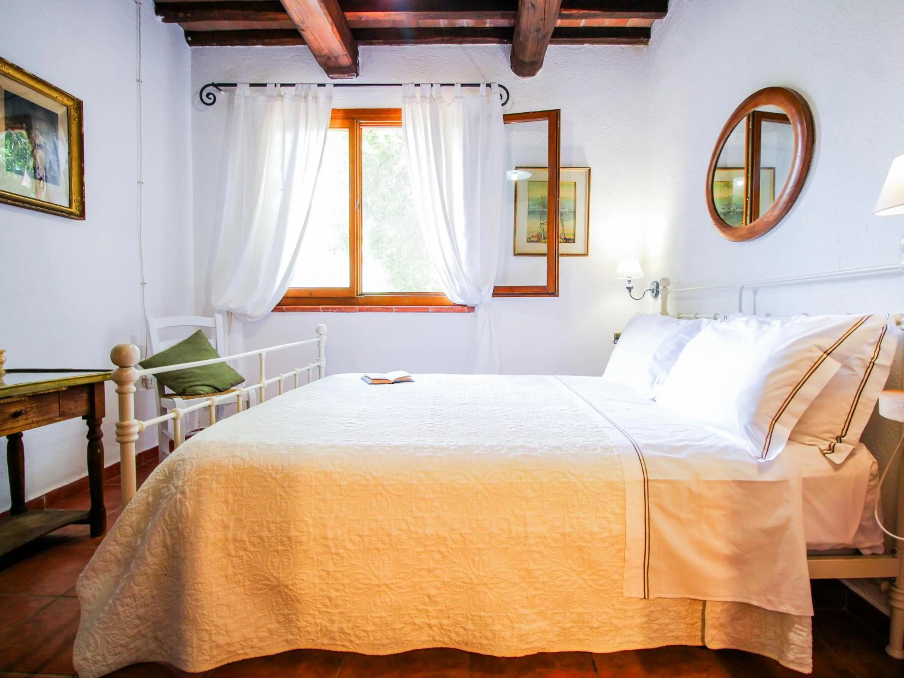 Bed in Agriturismo Boschi di Montecalvi