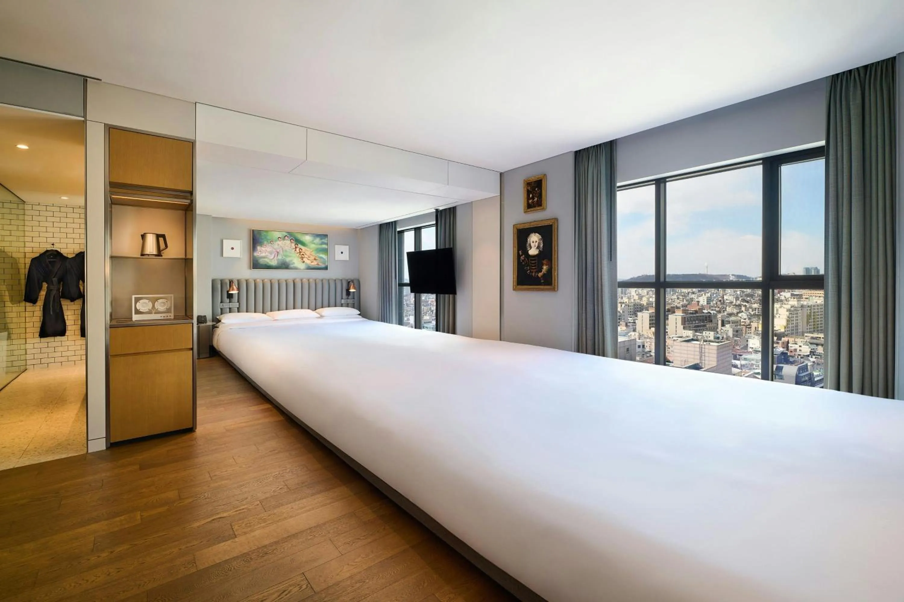 Photo of the whole room, Bed in RYSE, Autograph Collection