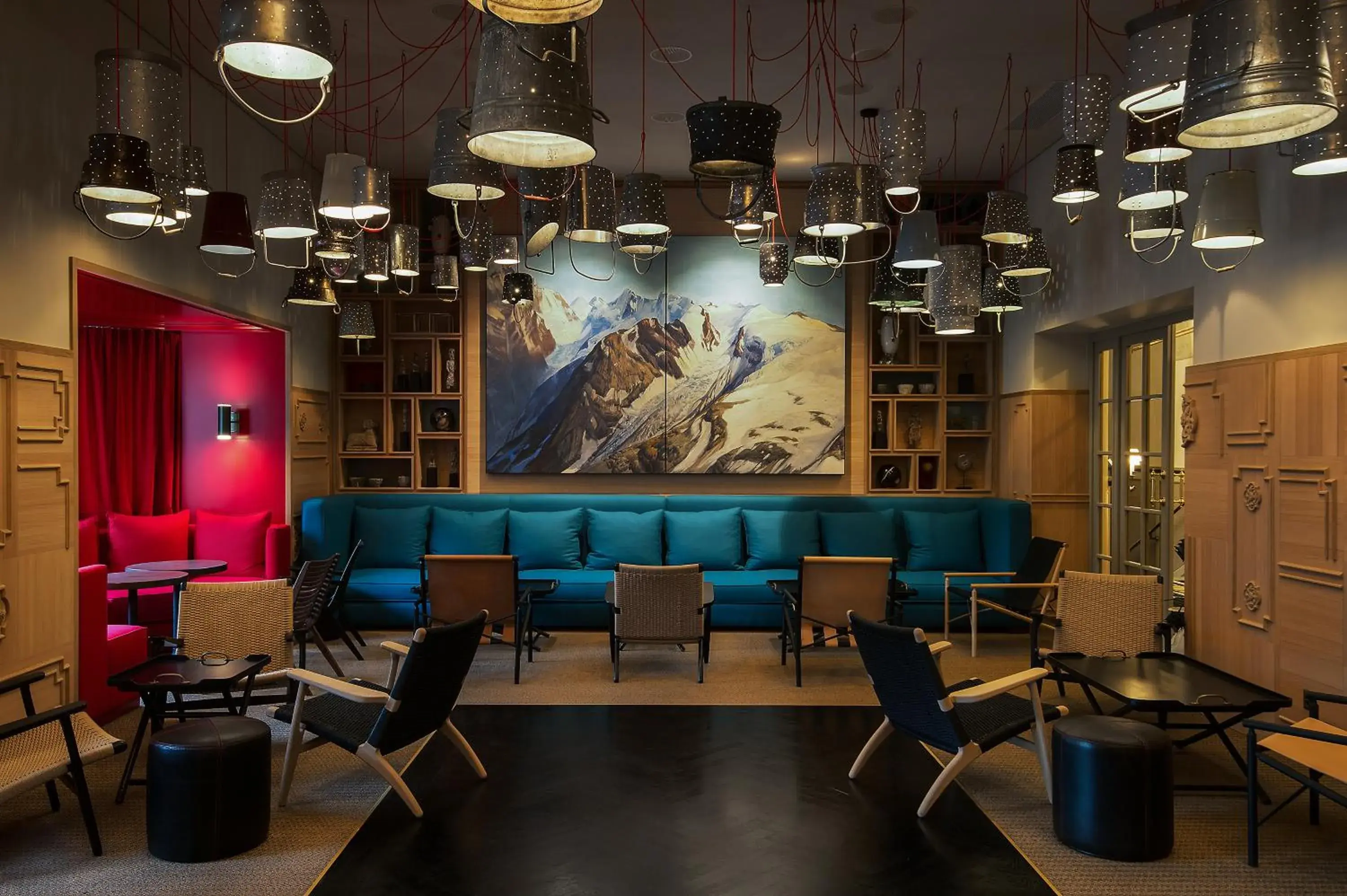 Lounge or bar in Hotel Walther - Relais & Châteaux Lounge or bar in Hotel Walther - Relais & Châteaux