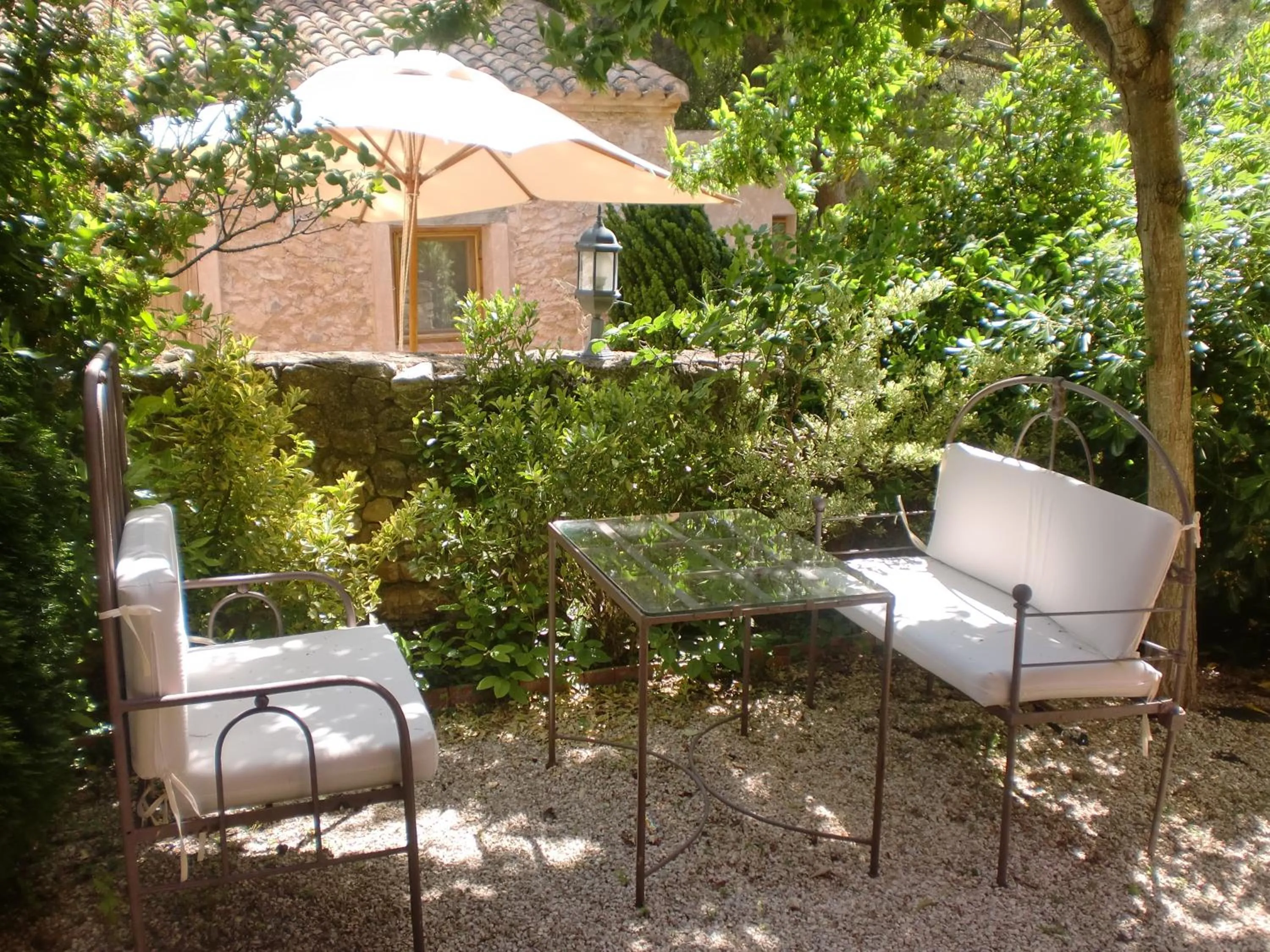 Patio in Hotel Rural Mas Fontanelles