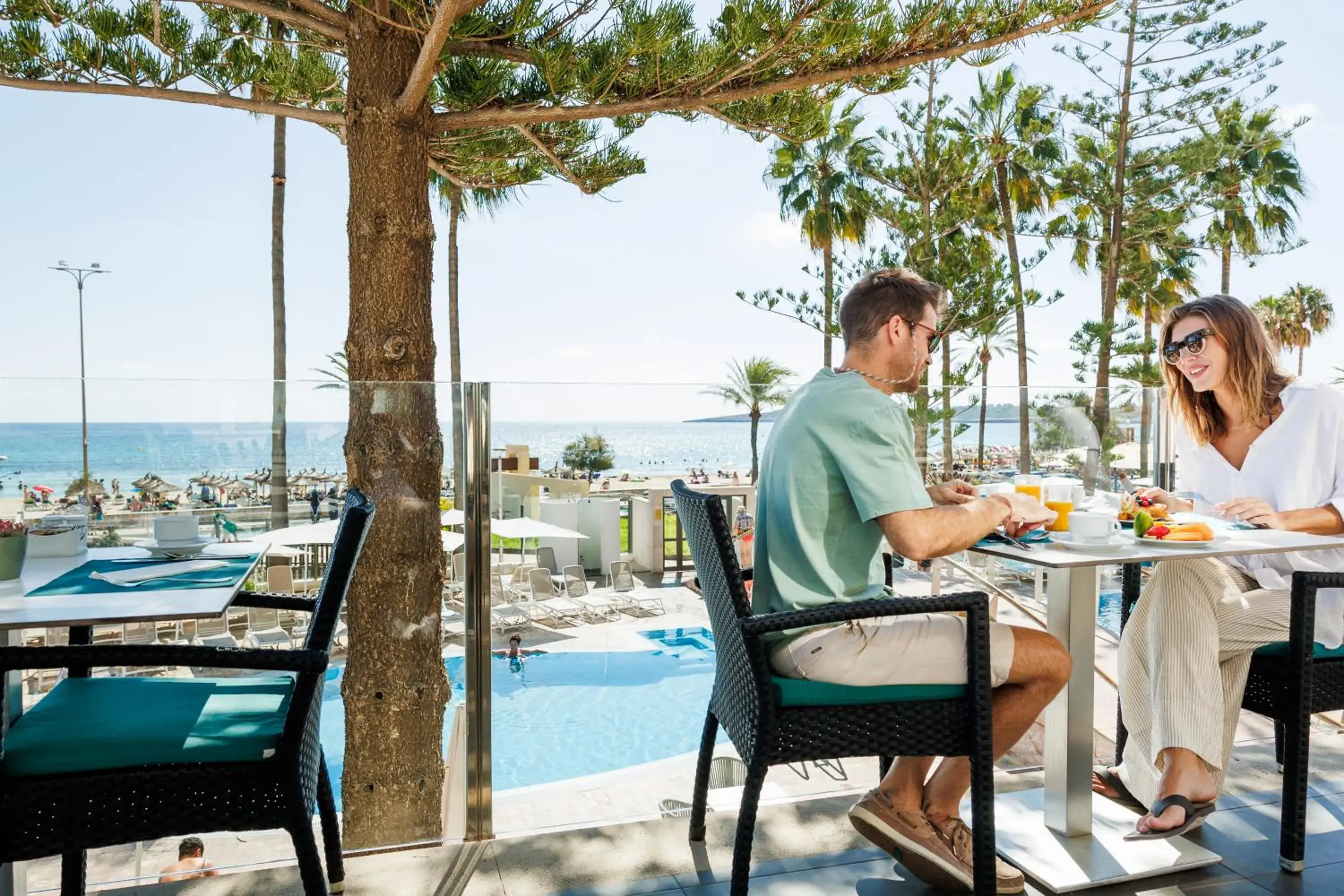 Breakfast in CM Playa del Moro Breakfast in CM Playa del Moro