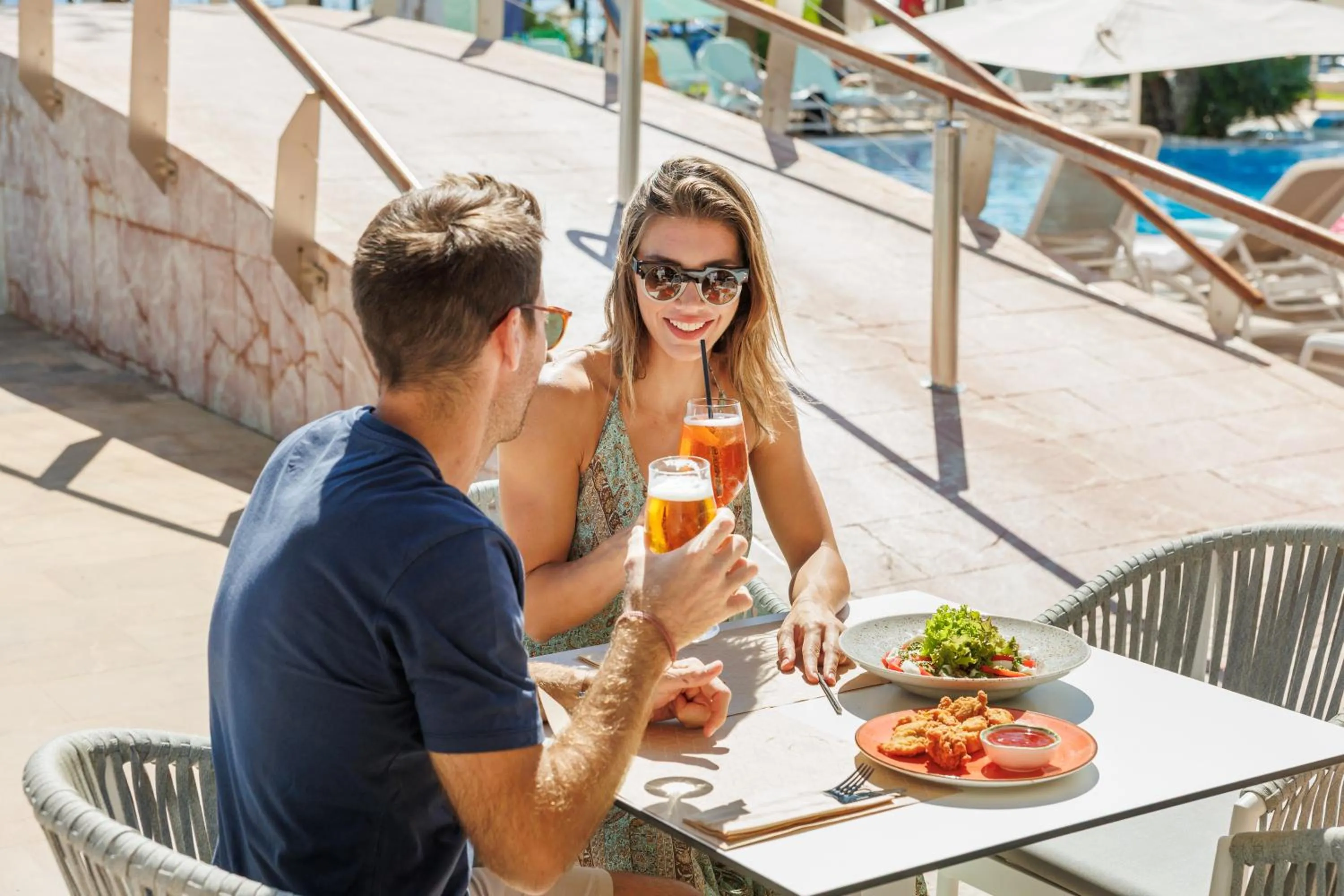 Lunch in CM Playa del Moro