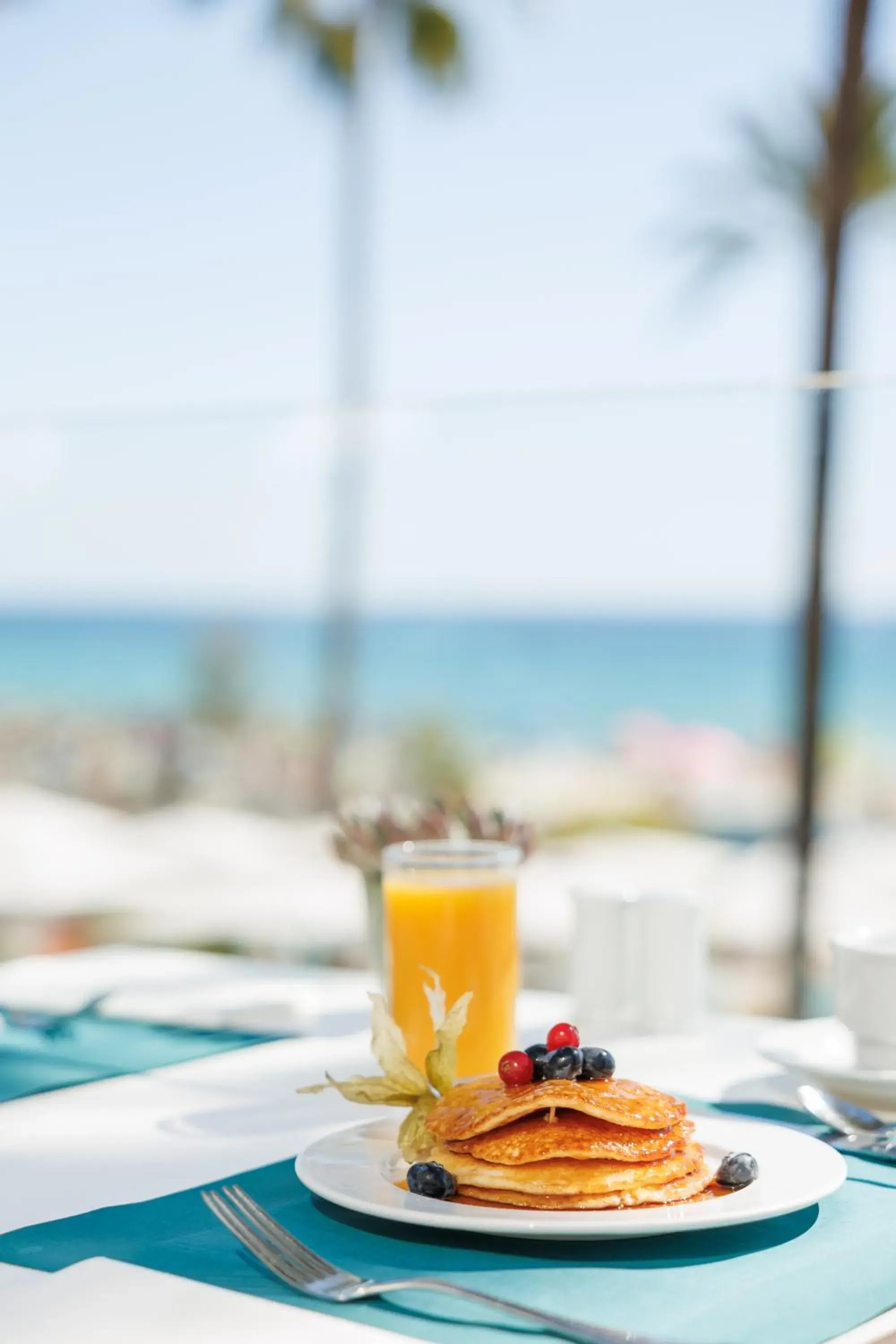Breakfast in CM Playa del Moro Breakfast in CM Playa del Moro
