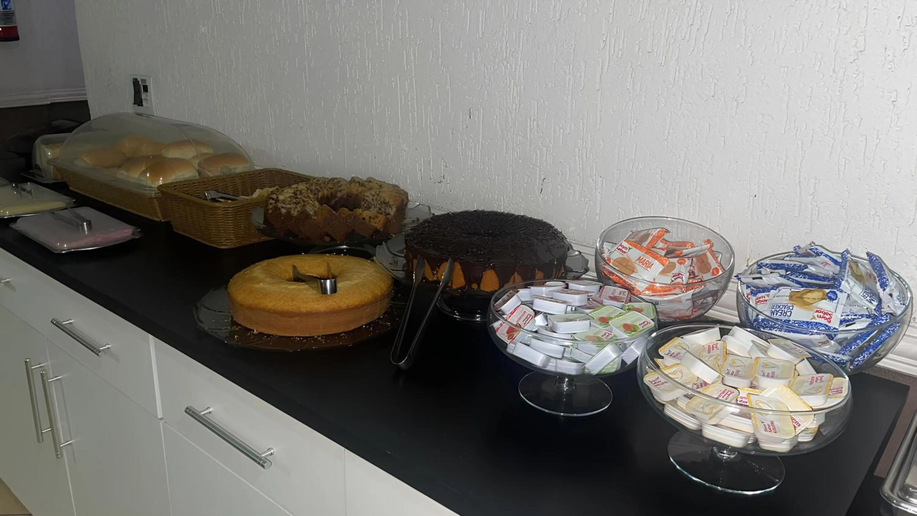 Food in Hotel Tenda Brigadeiro - 5 Minutos a Pé do Metrô e Praça da Sé, 8 Minutos da Rua 25 de Março e Liberdade - Estacionamento Opcional