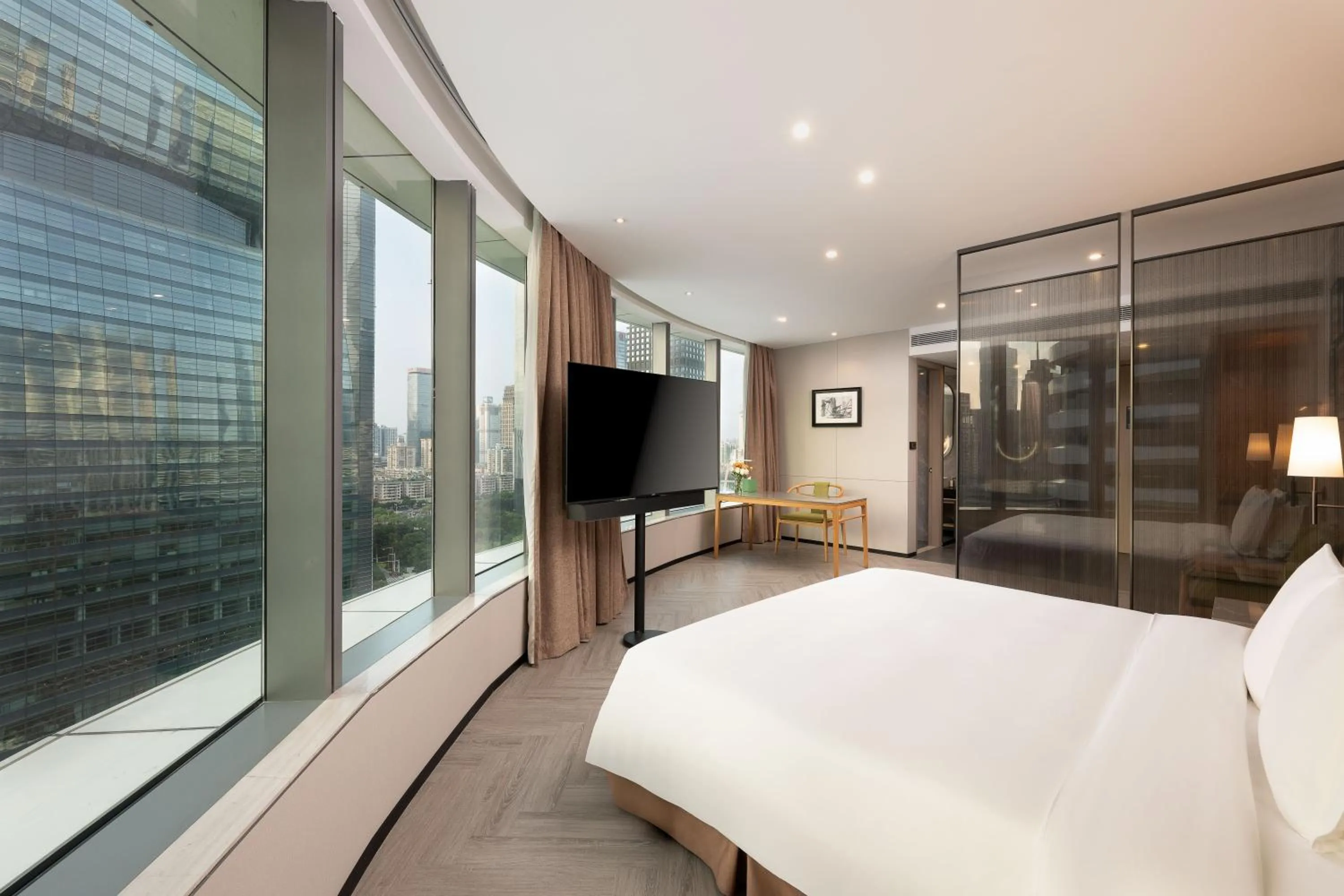 Bed in Holiday Inn Guangzhou Zhujiang New Town