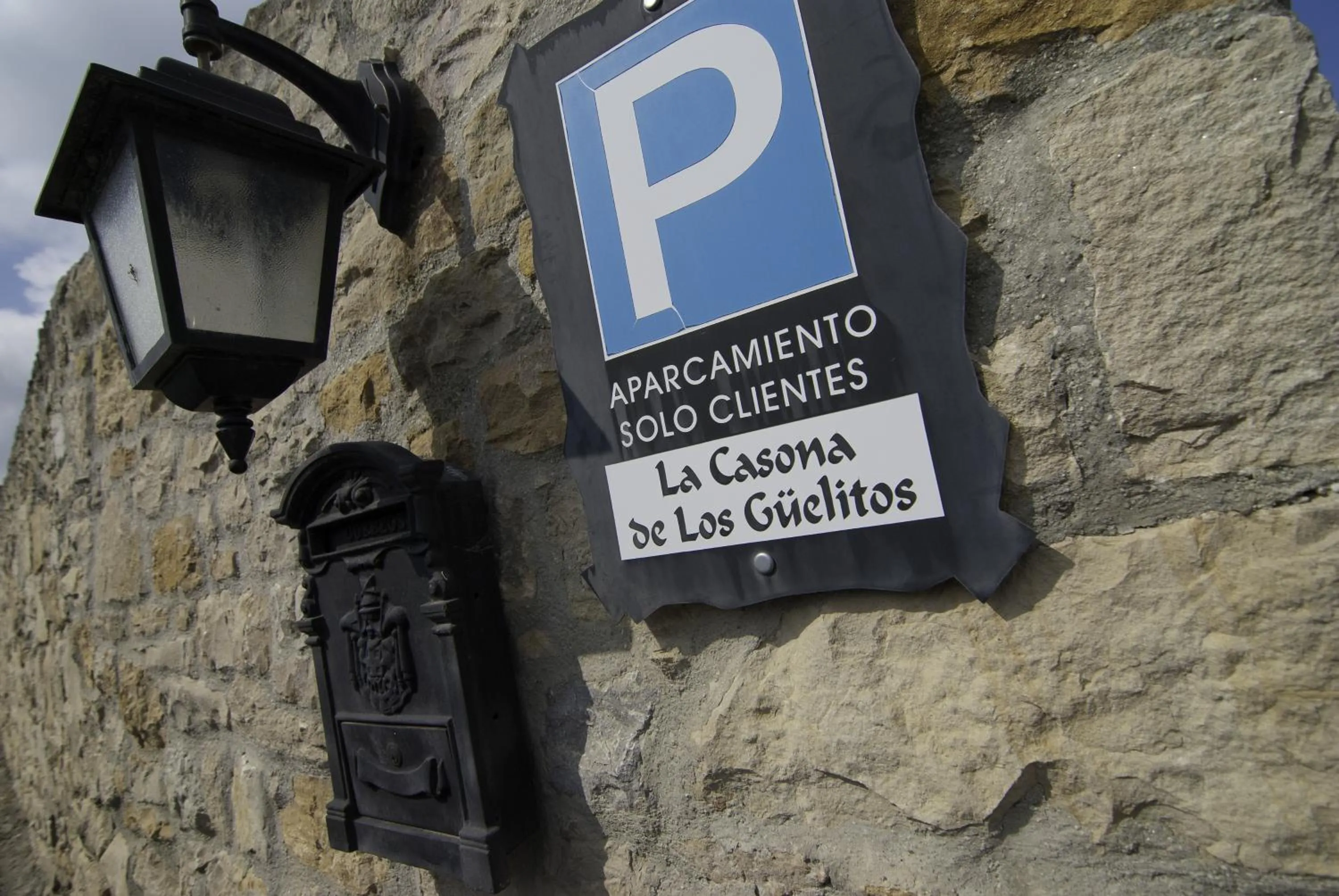 Property logo or sign in Posada La Casona de Los Güelitos