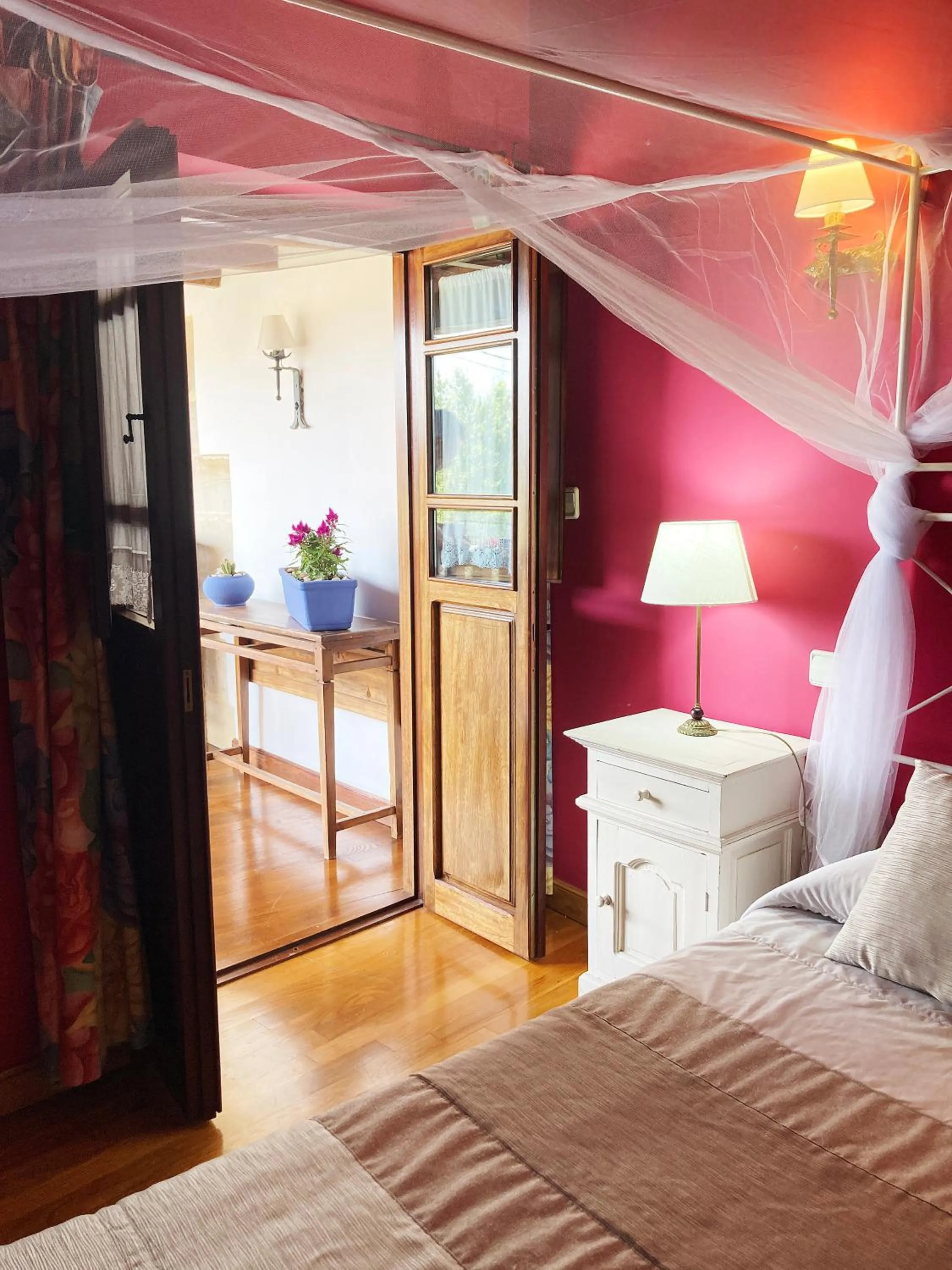 Balcony/Terrace, Bed in Posada La Casona de Los Güelitos