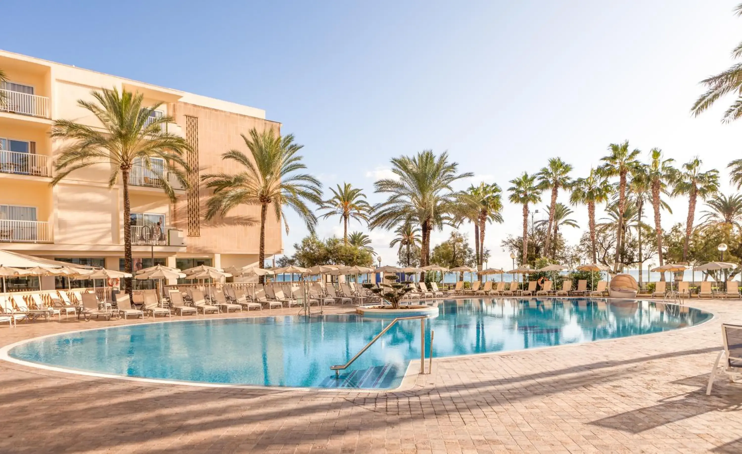 Swimming pool in CM Castell de Mar Swimming pool in CM Castell de Mar