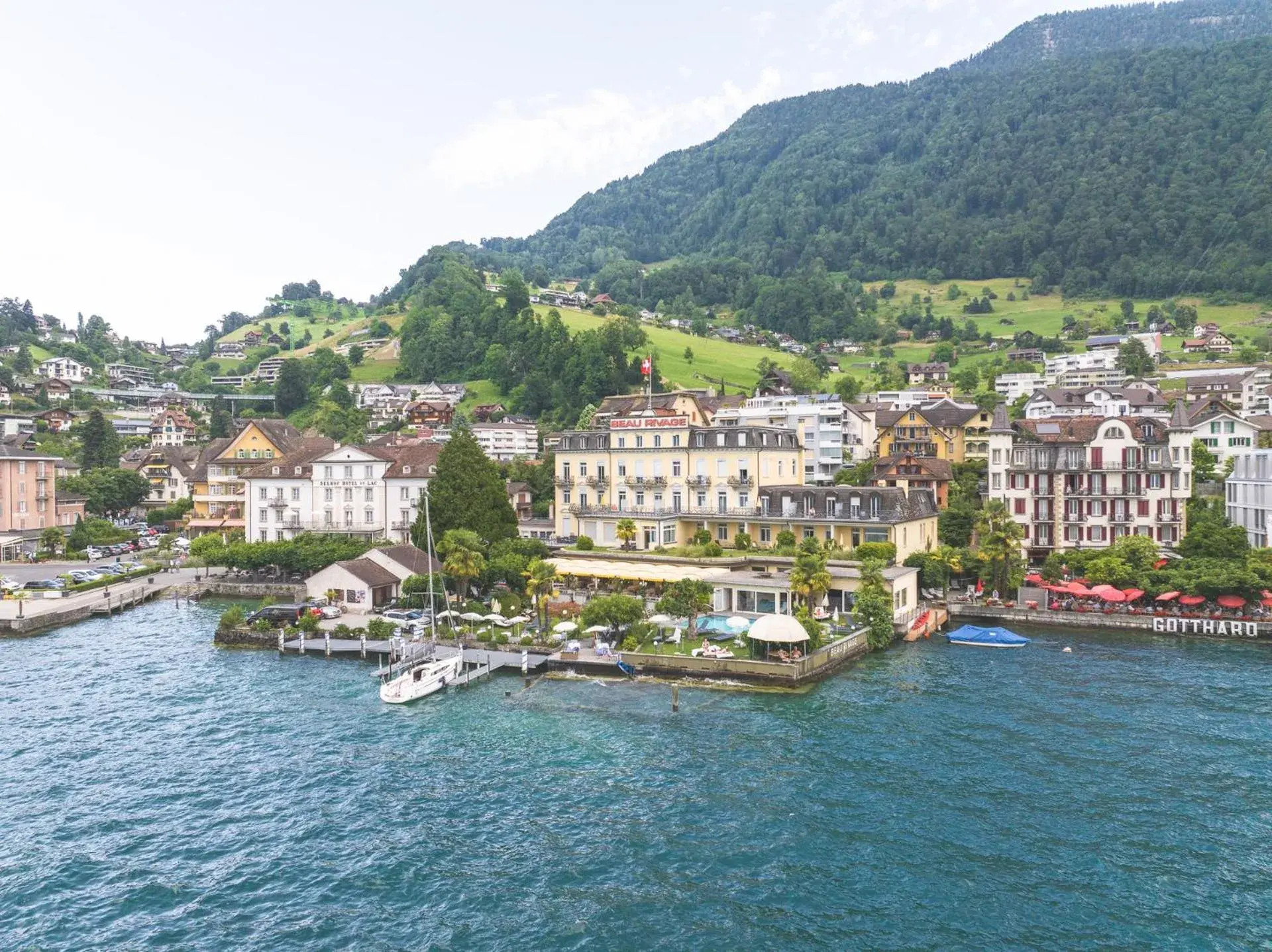 Property building in Hotel Beau Rivage Weggis Property building in Hotel Beau Rivage Weggis