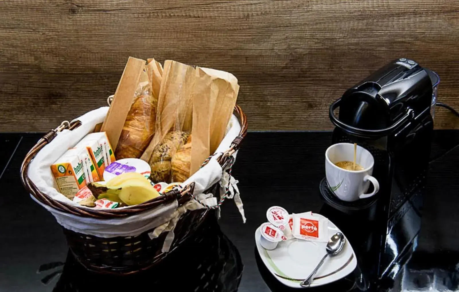 Continental breakfast in Karoly Corner Residences Continental breakfast in Karoly Corner Residences