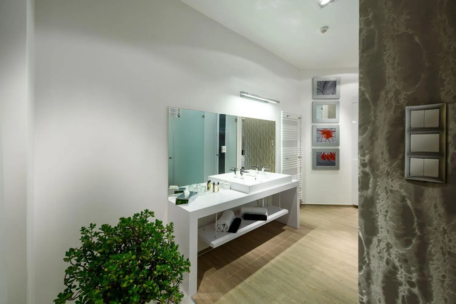 Bathroom in Karoly Corner Residences