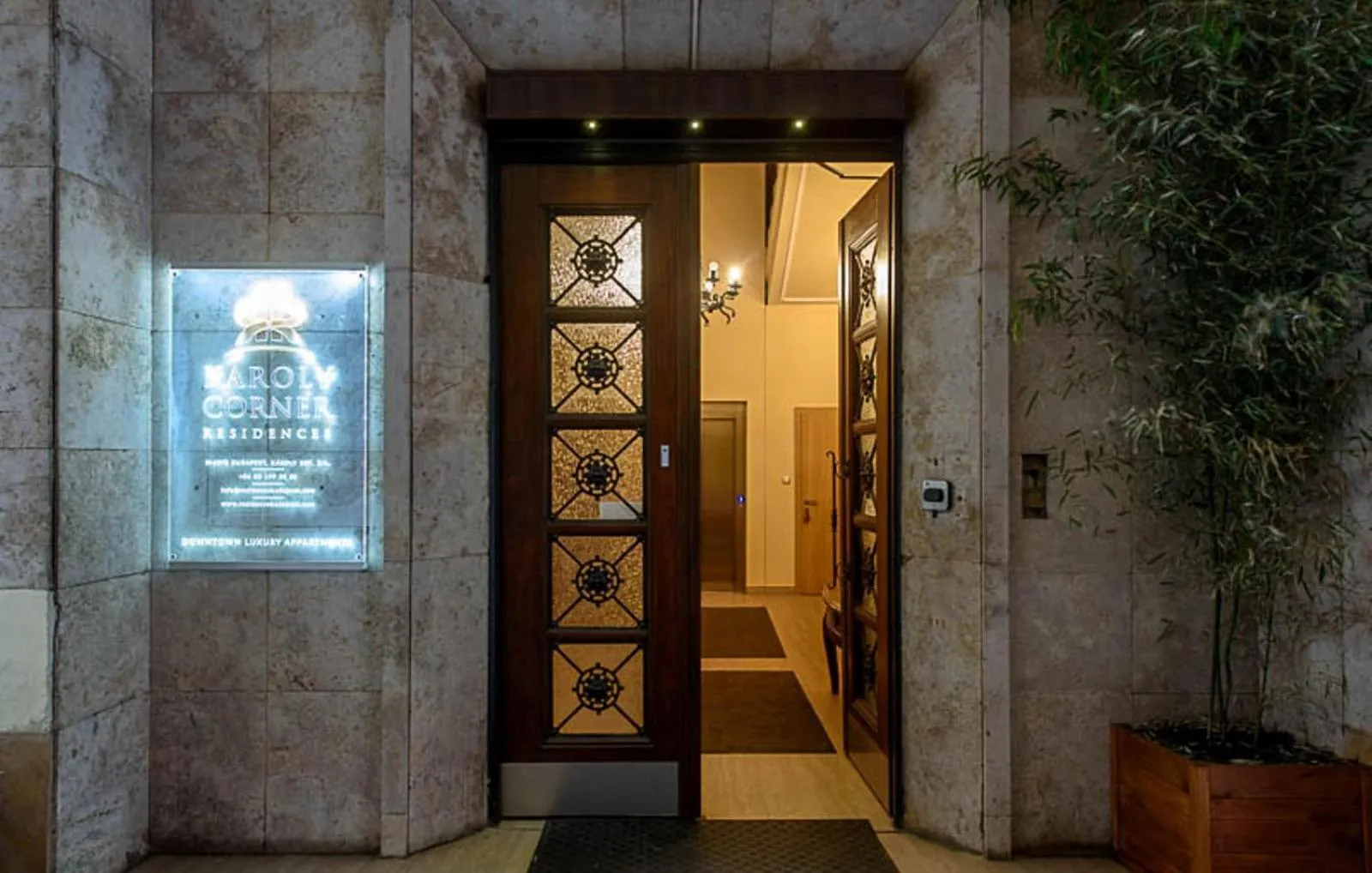 Lobby or reception in Karoly Corner Residences