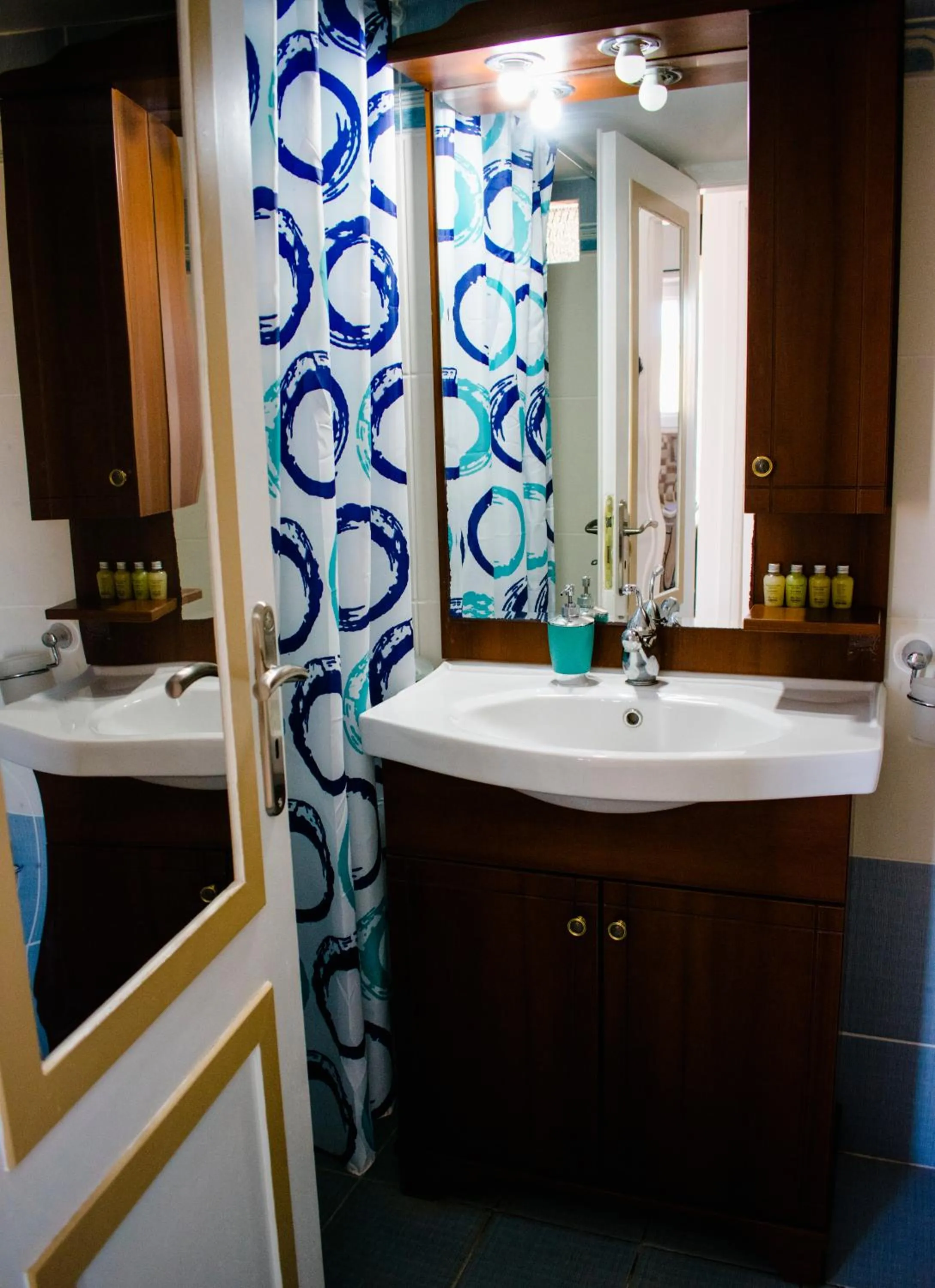 Nikolakakis Rooms Lavrio