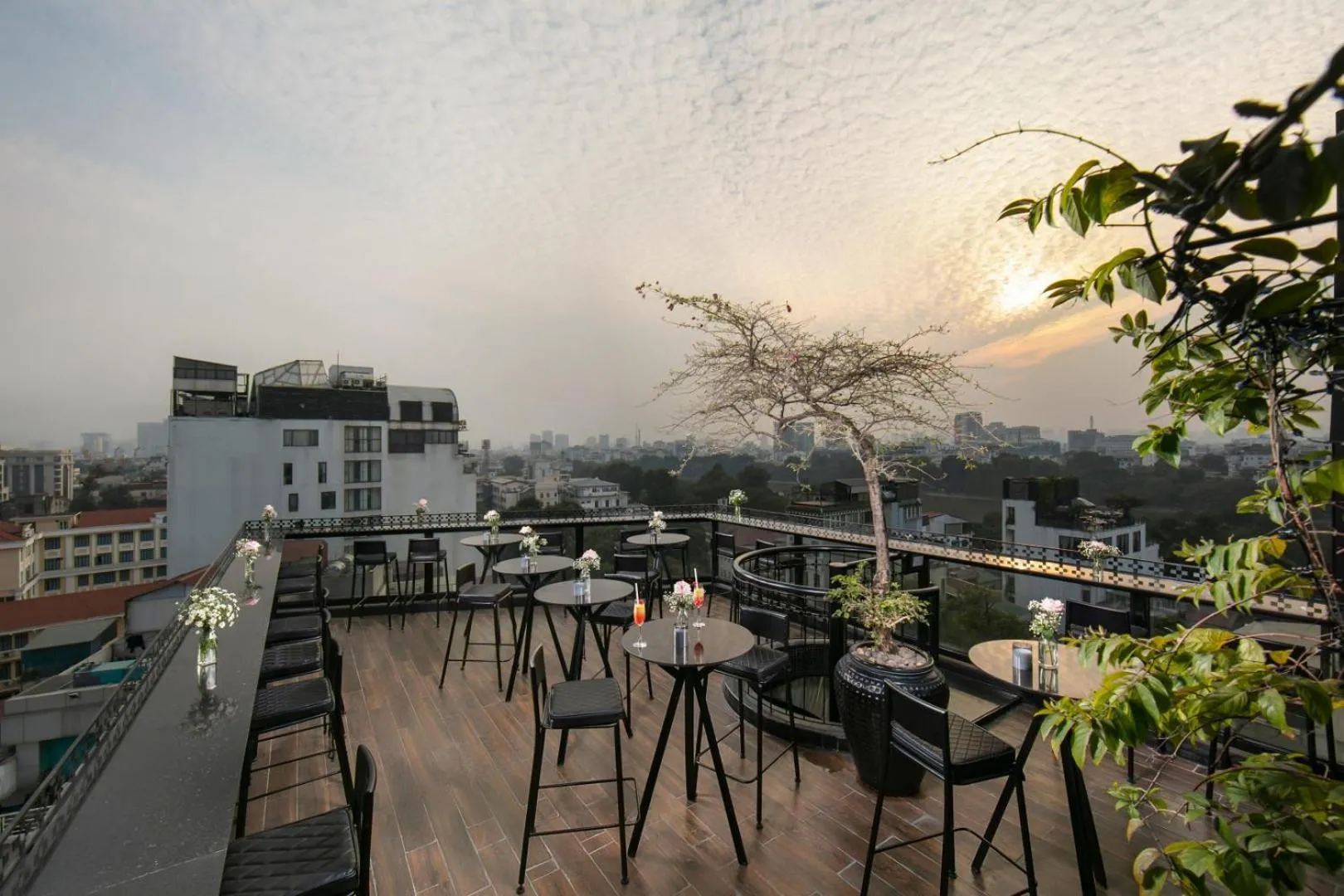 Lounge or bar in La Nueva Boutique Hotel Hanoi & Spa