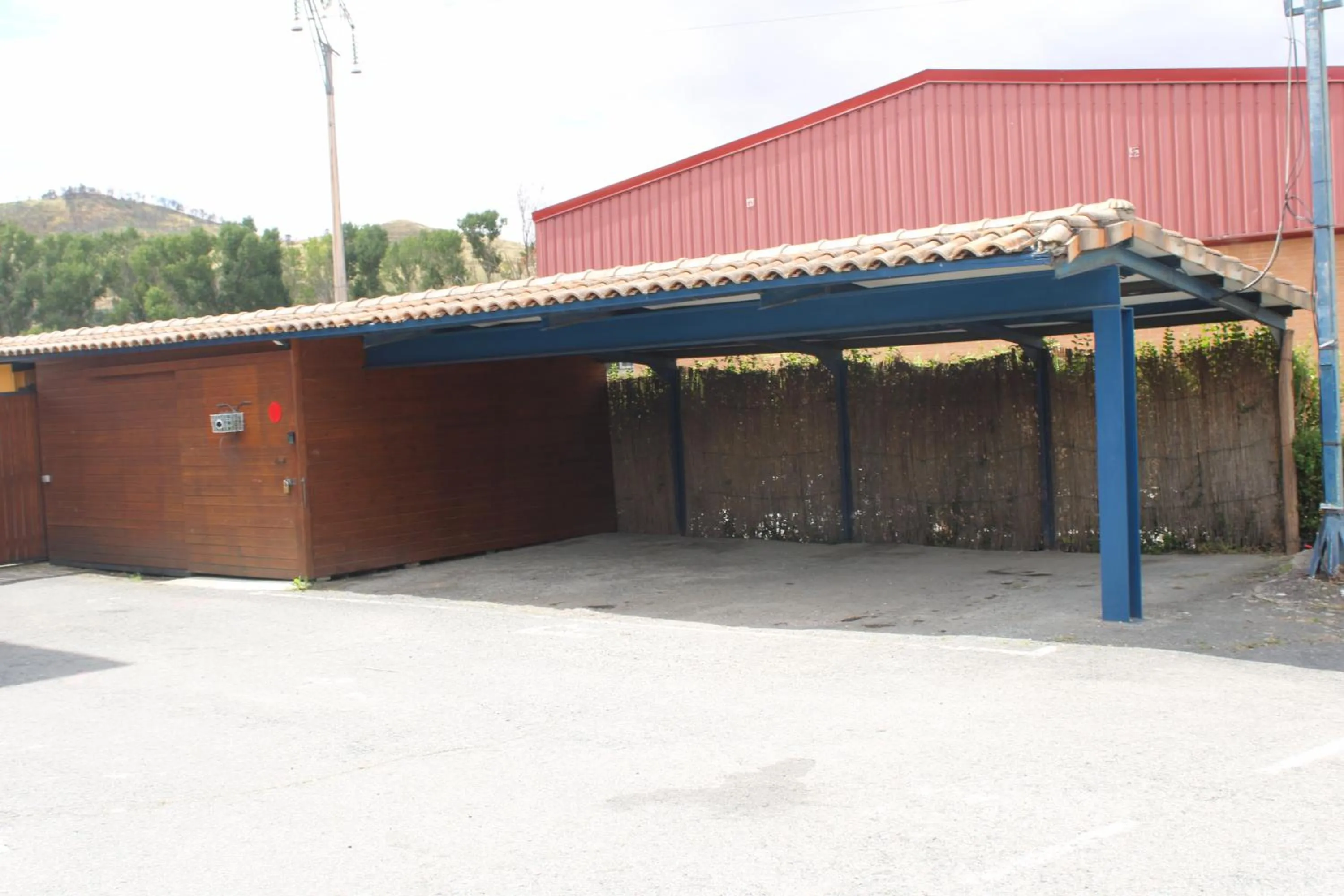 Parking in Hotel Jakue