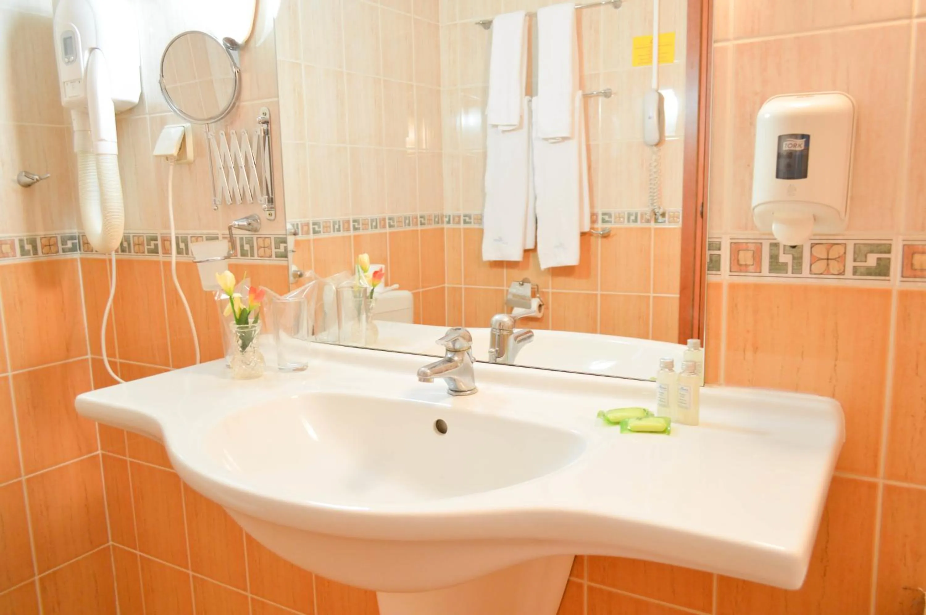 Bathroom in Hotel Laguna Garden