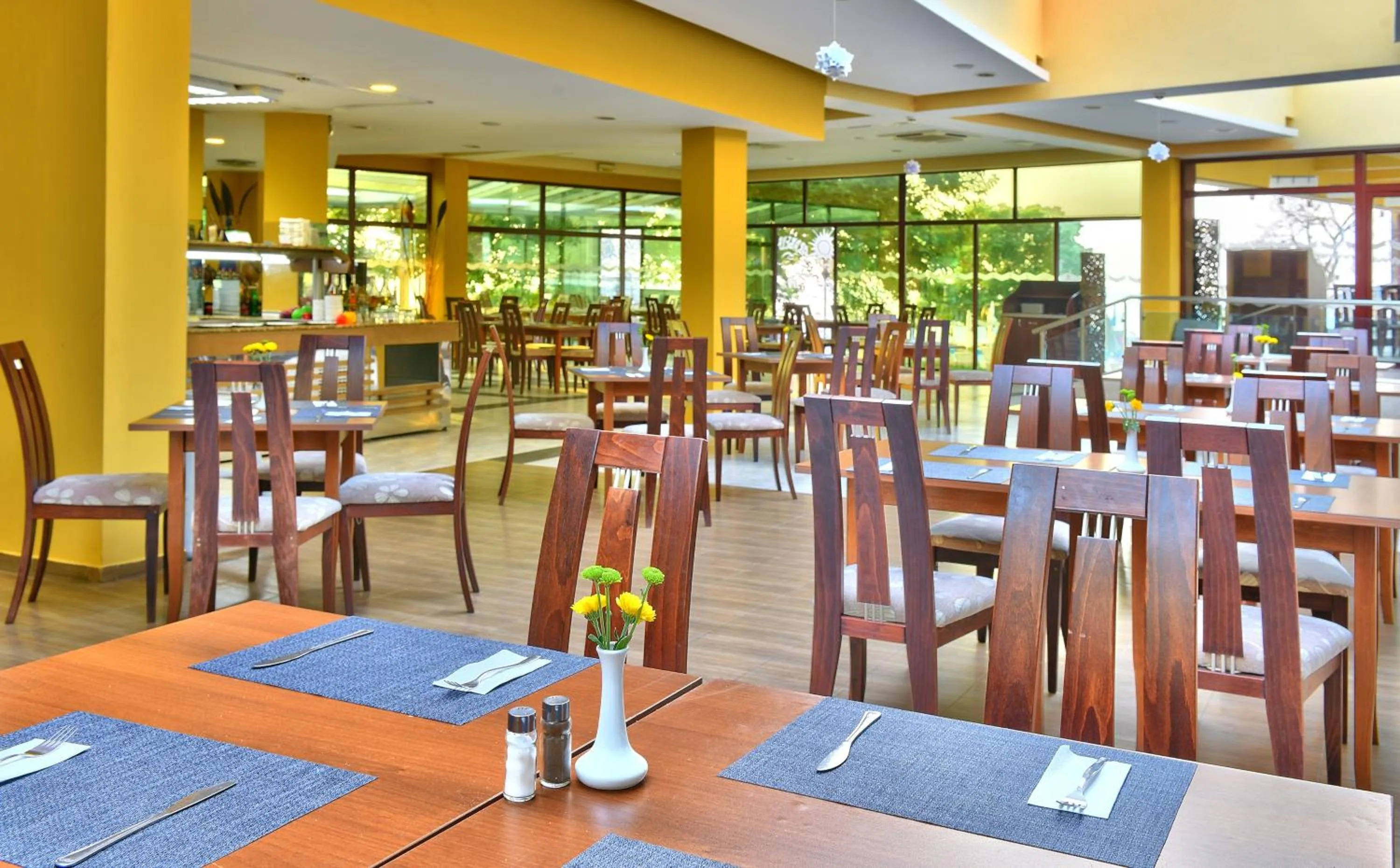 Restaurant/places to eat in Hotel Arabella Beach