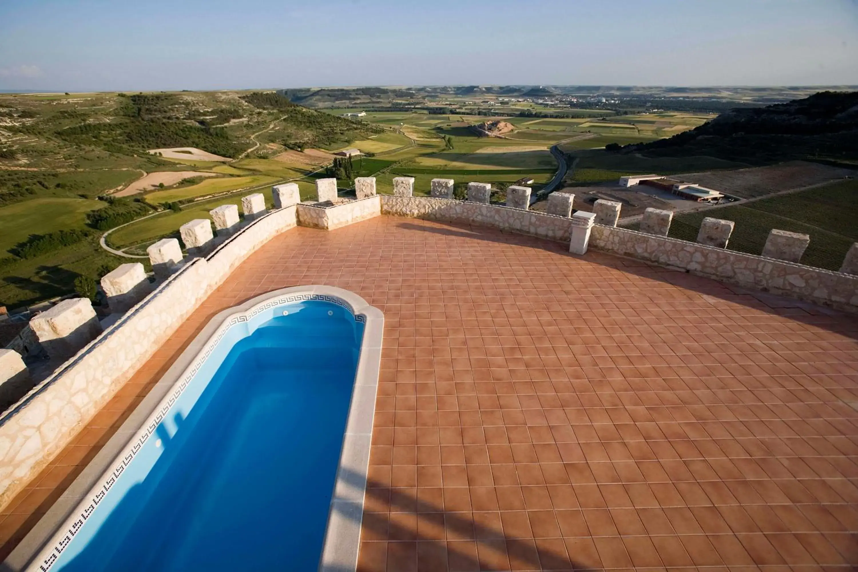 Swimming pool in Residencia Real del Castillo de Curiel Swimming pool in Residencia Real del Castillo de Curiel