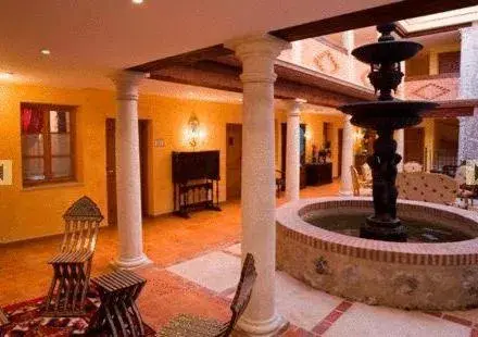 Lounge or bar in Residencia Real del Castillo de Curiel Lounge or bar in Residencia Real del Castillo de Curiel