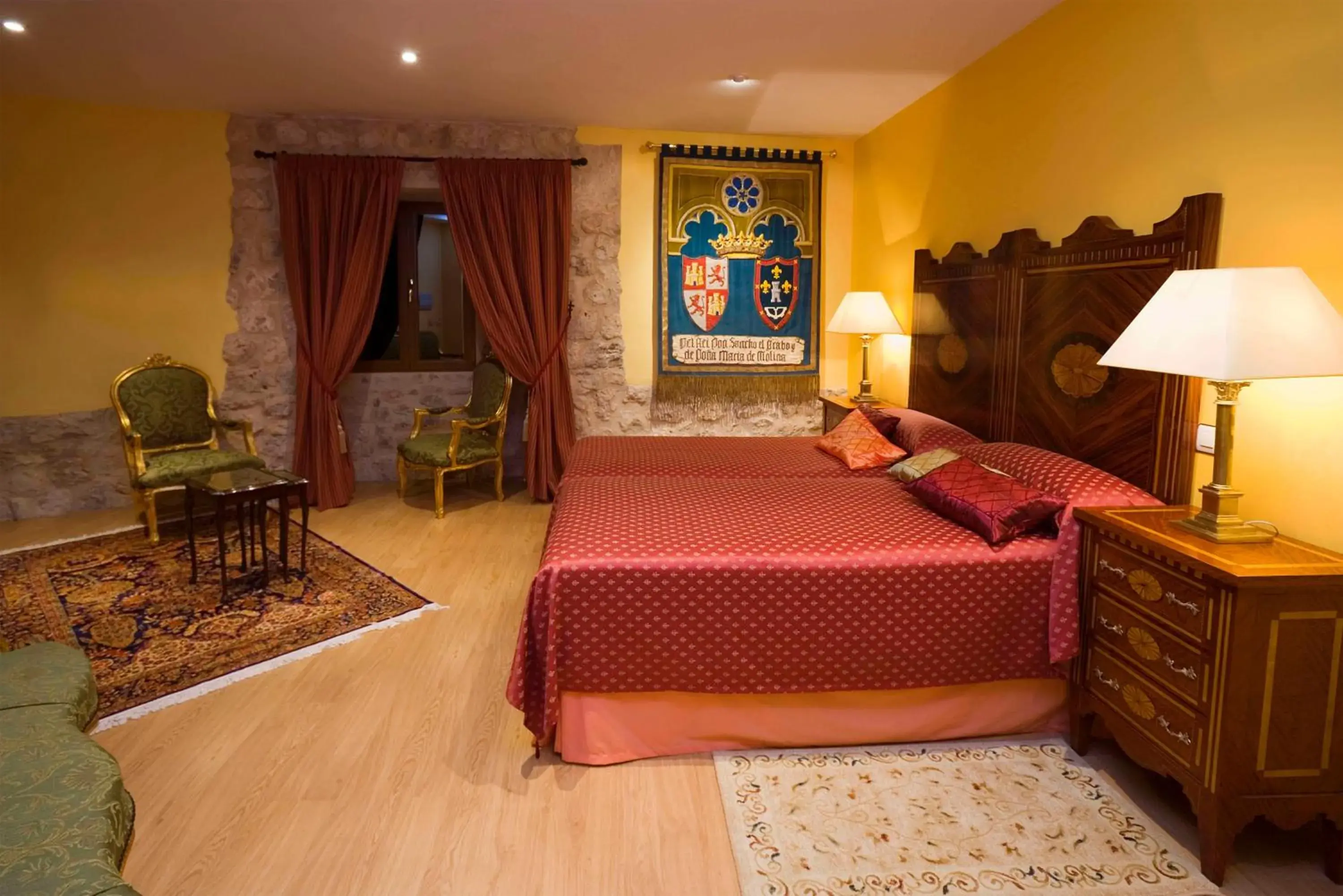 Bedroom, Bed in Residencia Real del Castillo de Curiel Bedroom, Bed in Residencia Real del Castillo de Curiel