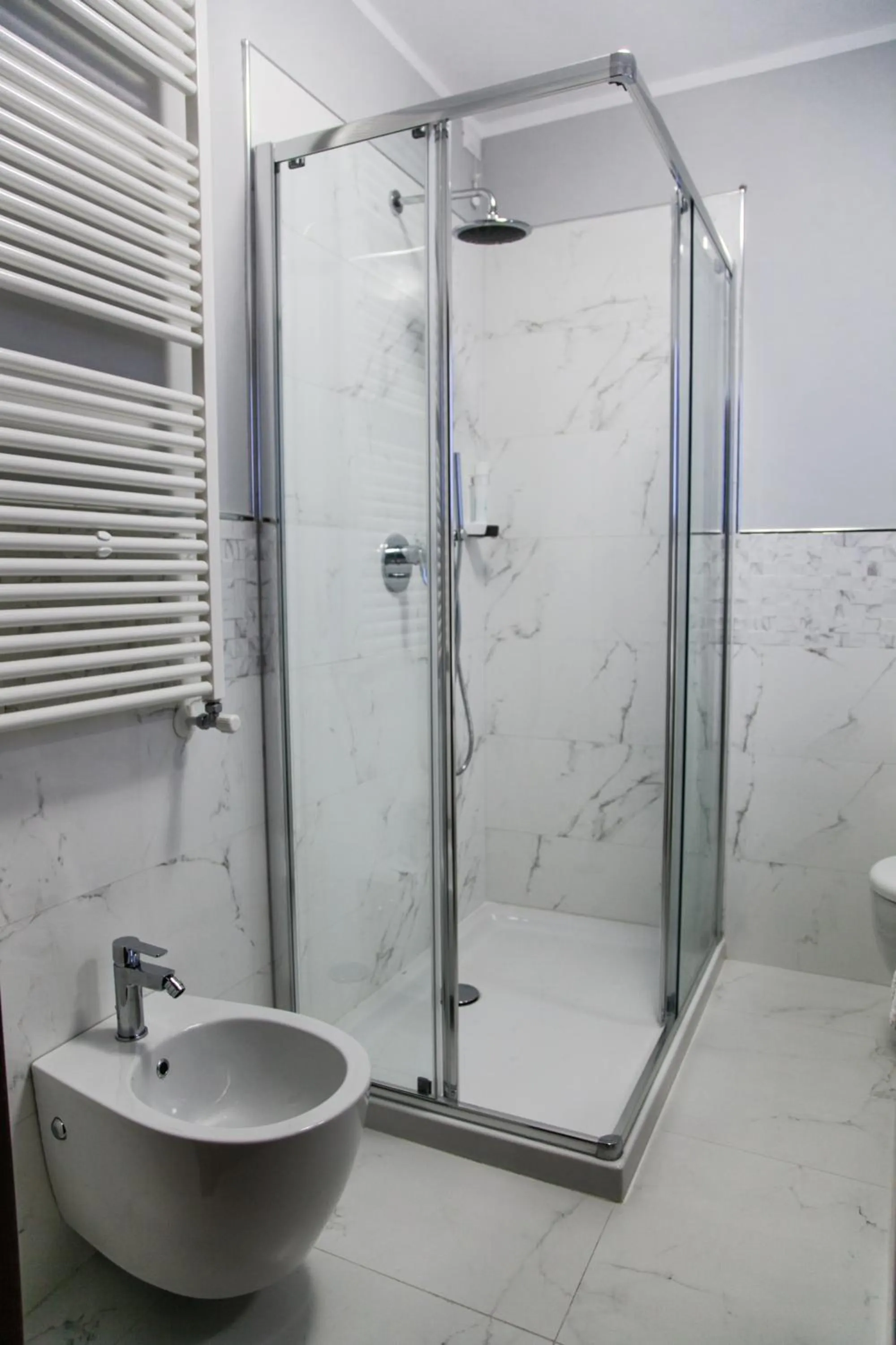 Bathroom in Hotel Europeo