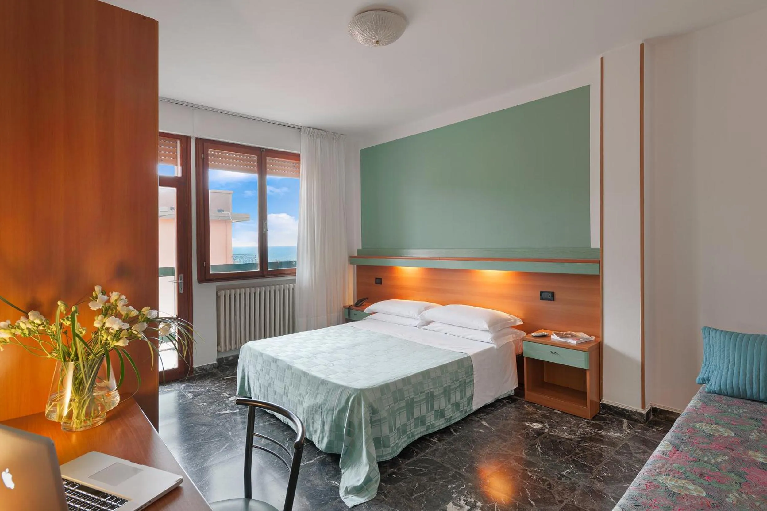 Day, Bed in Hotel Europeo