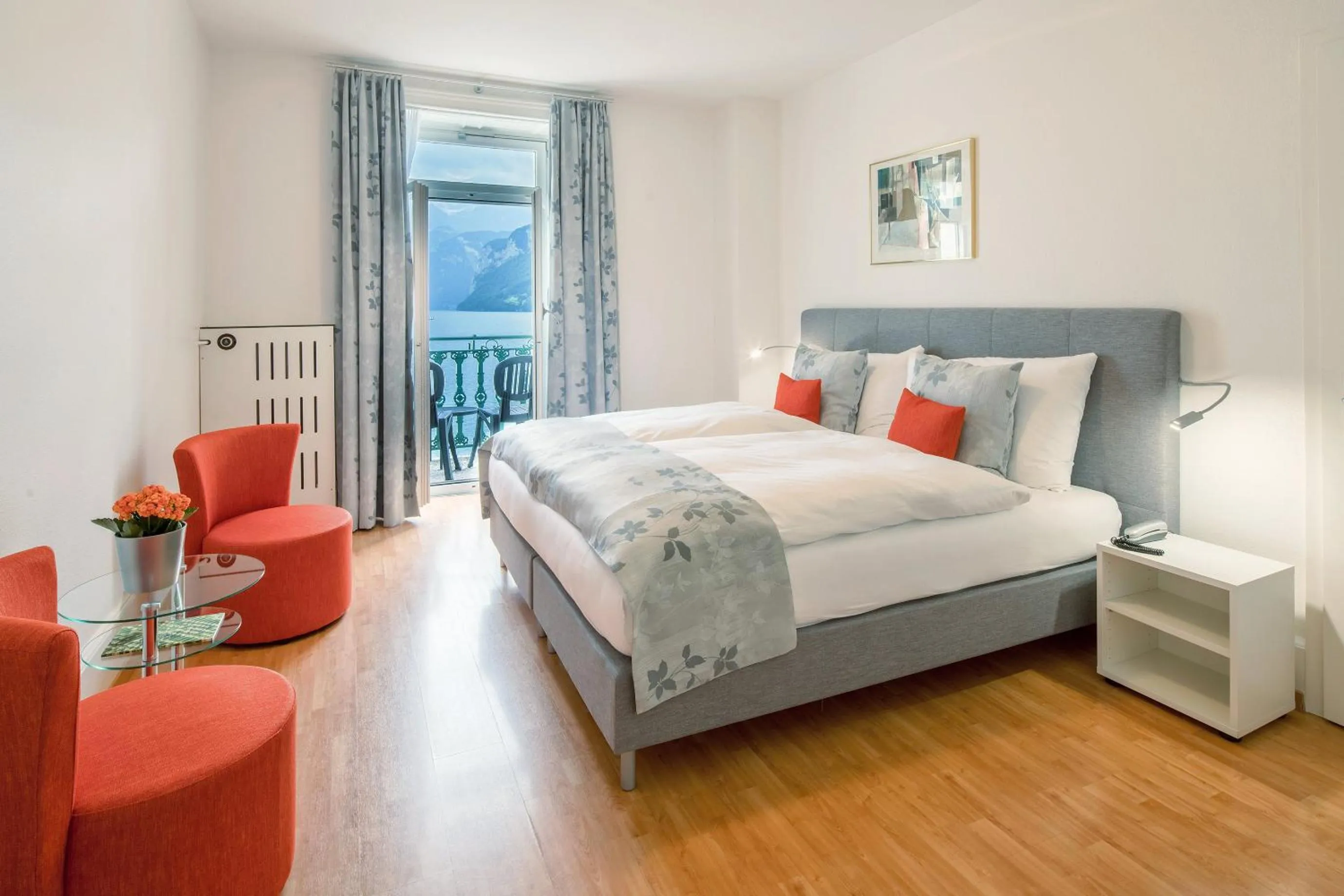 Day, Bed in Hotel Schmid & Alfa