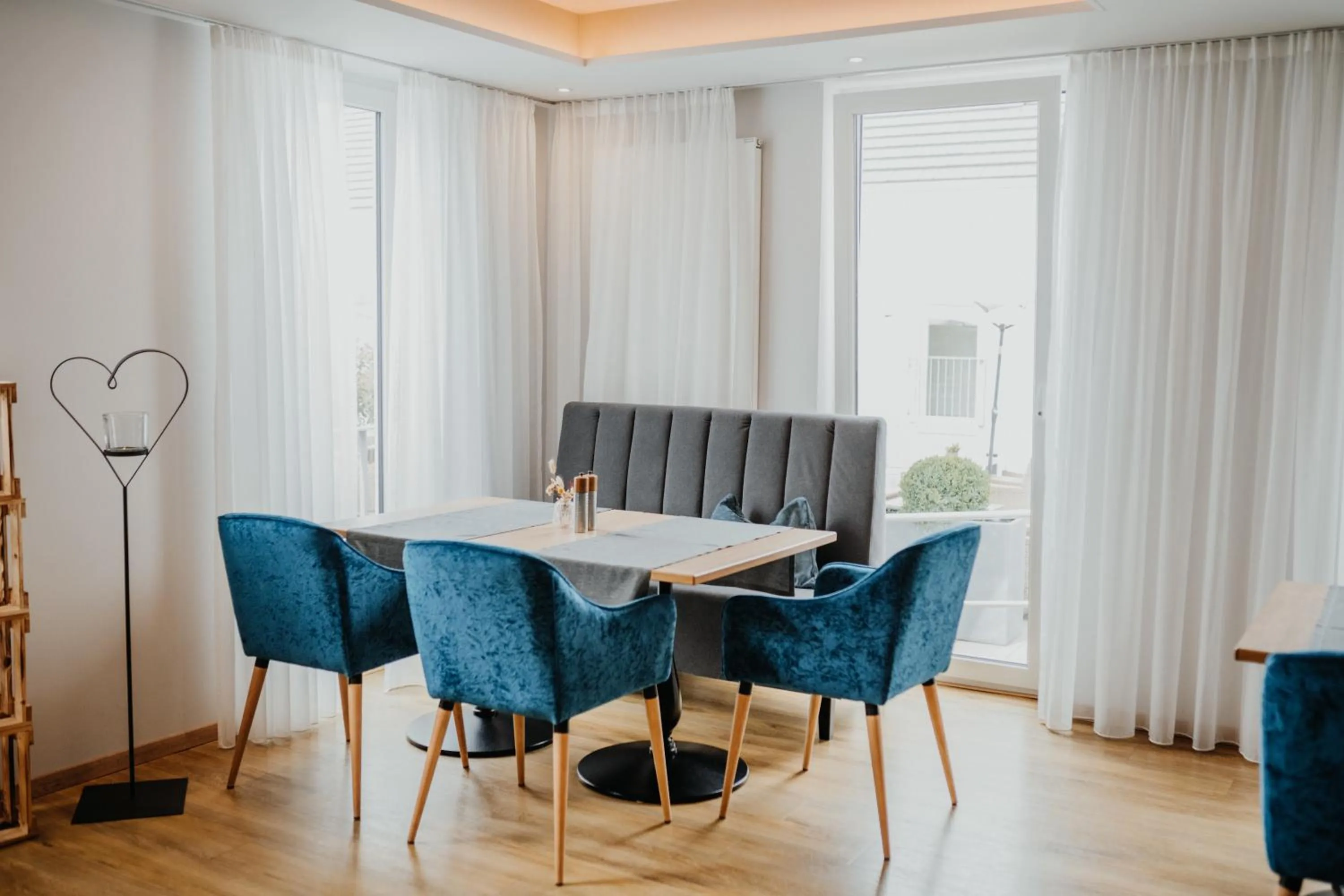 Restaurant/places to eat in Hotel Restaurant zur Marienburg