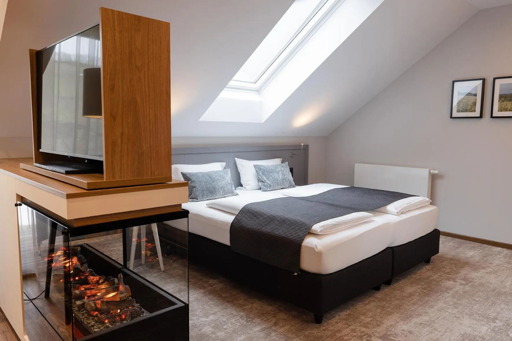 Photo of the whole room, Bed in Hotel Restaurant zur Marienburg