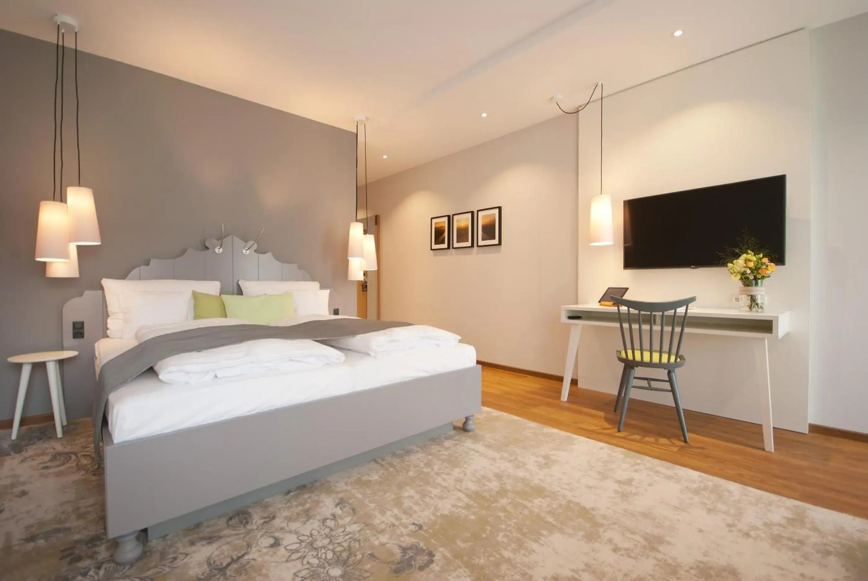 Double Room with Balcony or Terrace - single occupancy in Hotel Restaurant zur Marienburg Double Room with Balcony or Terrace - single occupancy in Hotel Restaurant zur Marienburg